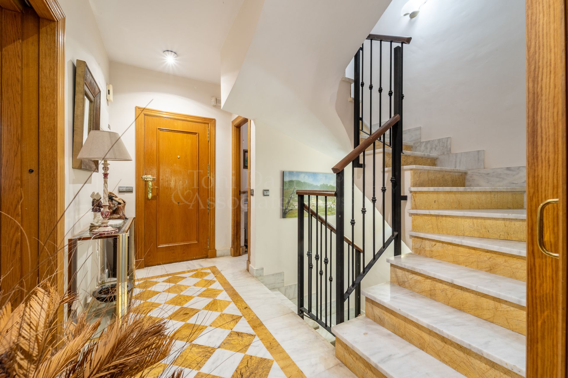 Town House in Lomas de Puente Romano, Marbella