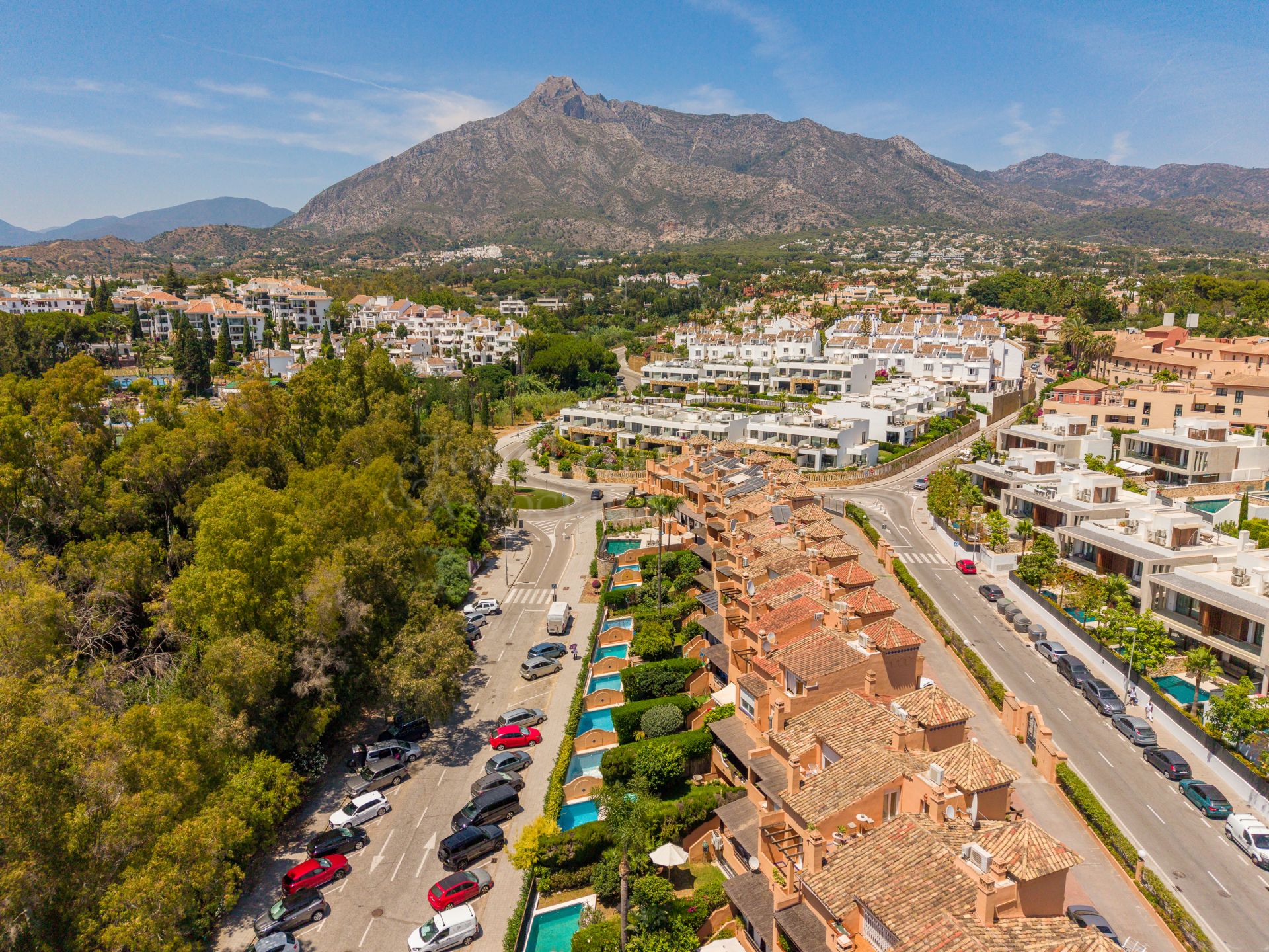 Town House in Lomas de Puente Romano, Marbella