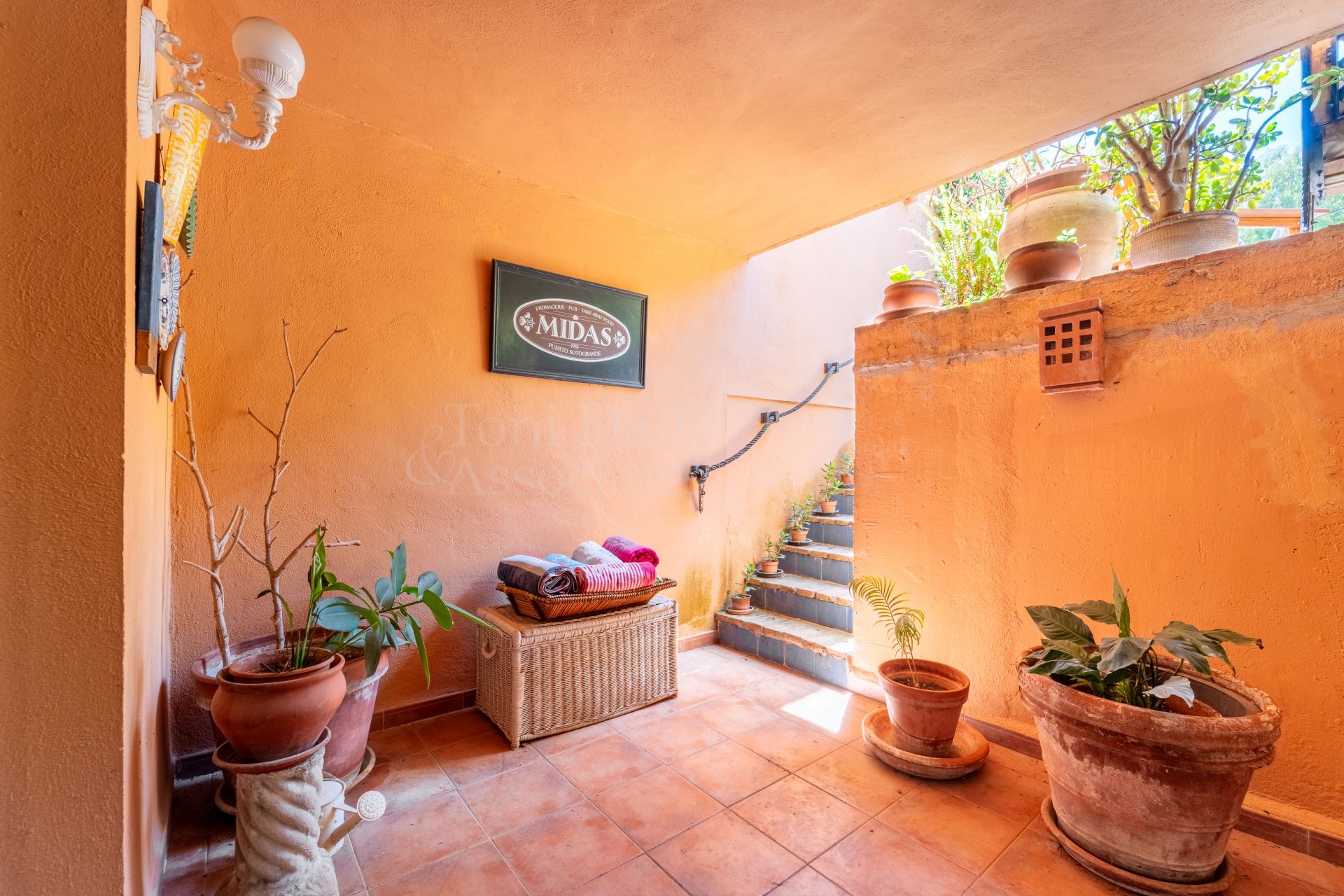 Town House in Lomas de Puente Romano, Marbella