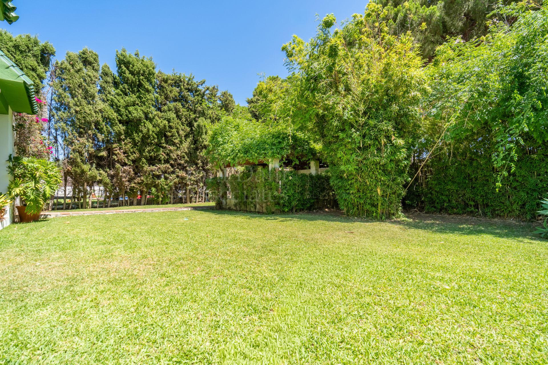 Villa in Artola, Marbella