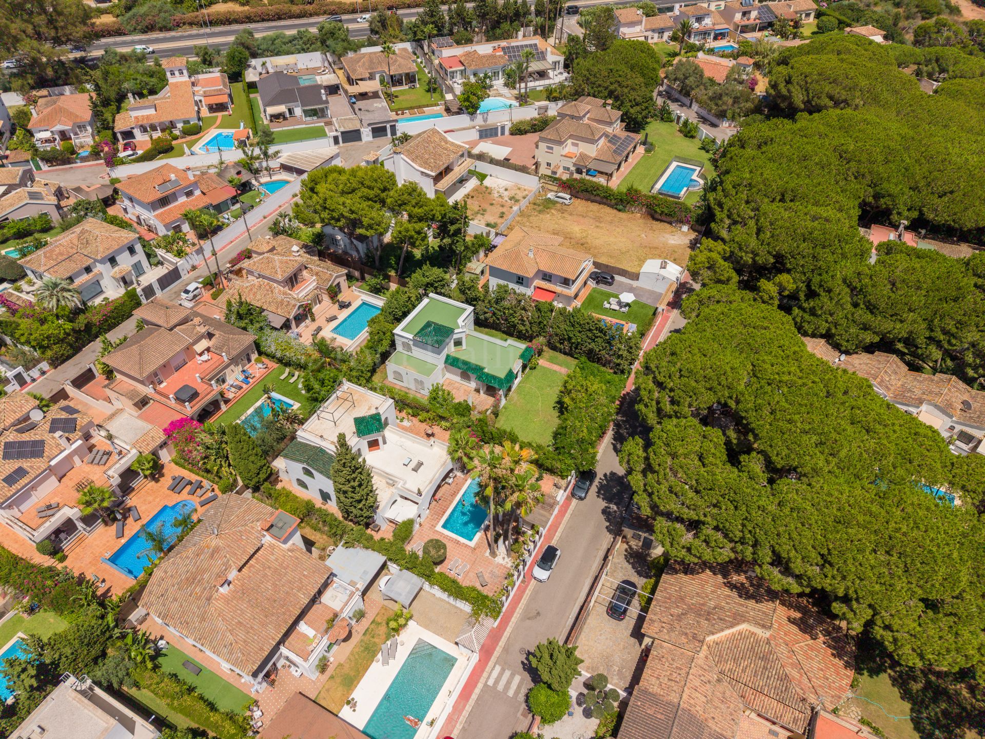 Villa in Artola, Marbella