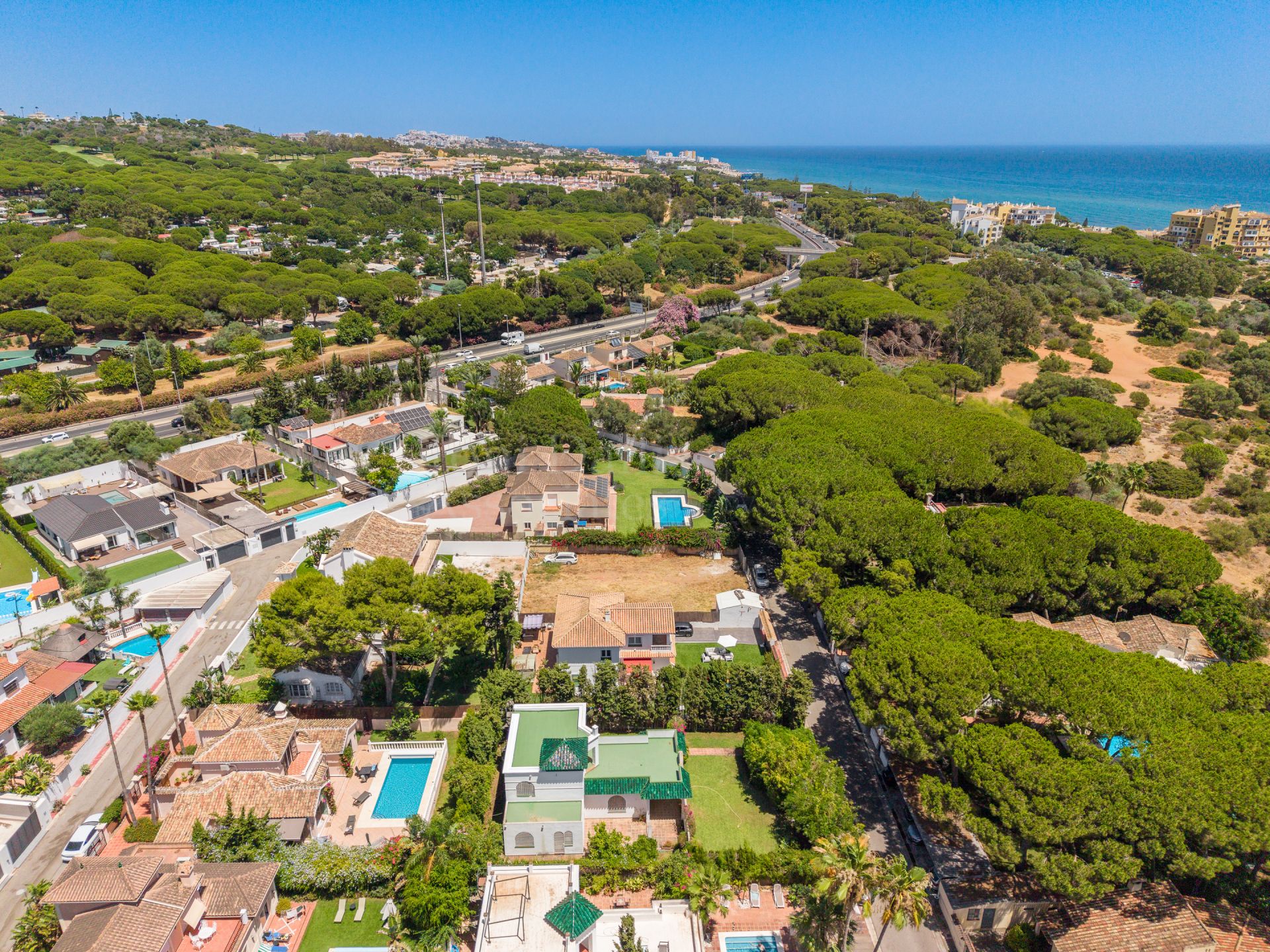 Villa in Artola, Marbella