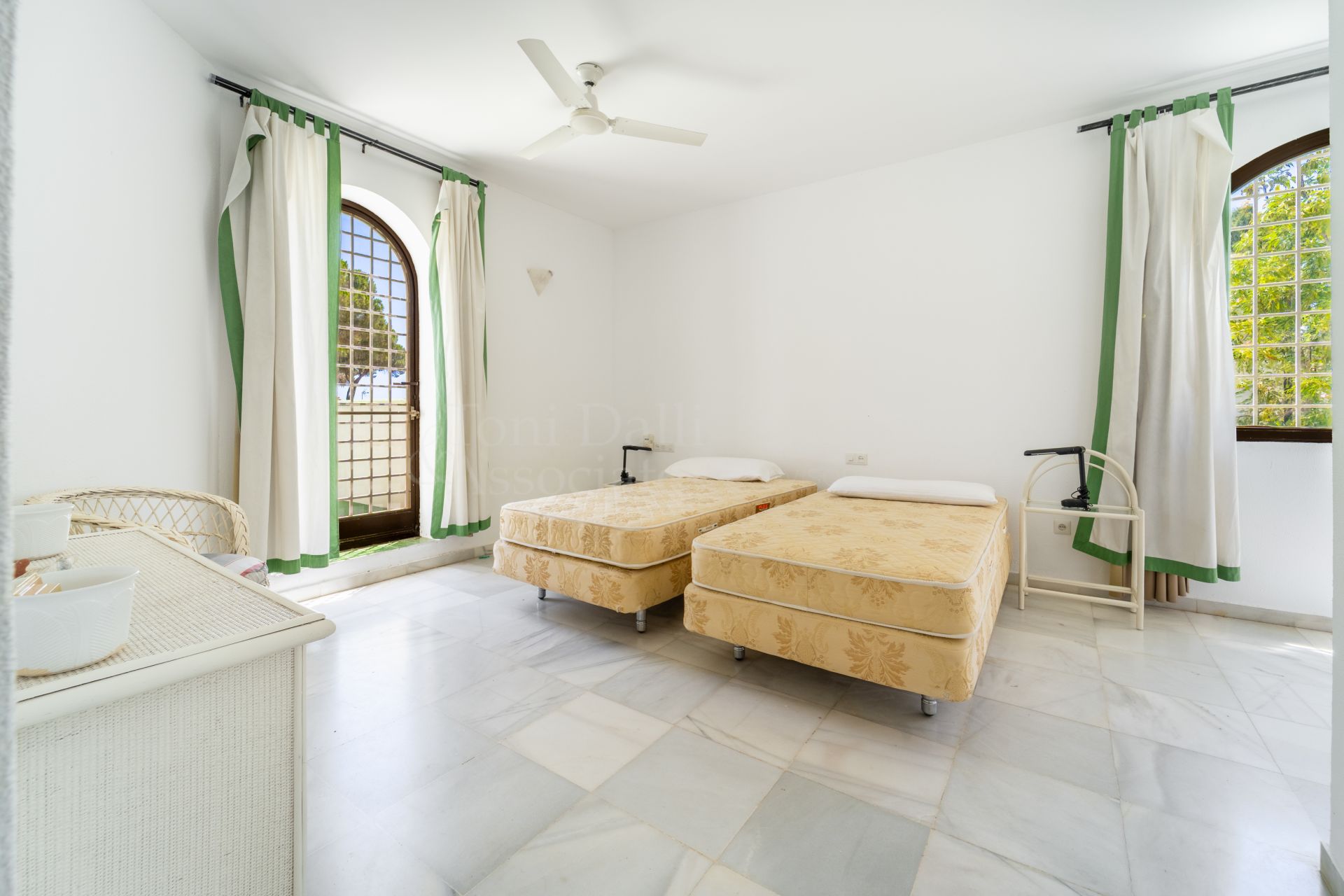Villa in Artola, Marbella
