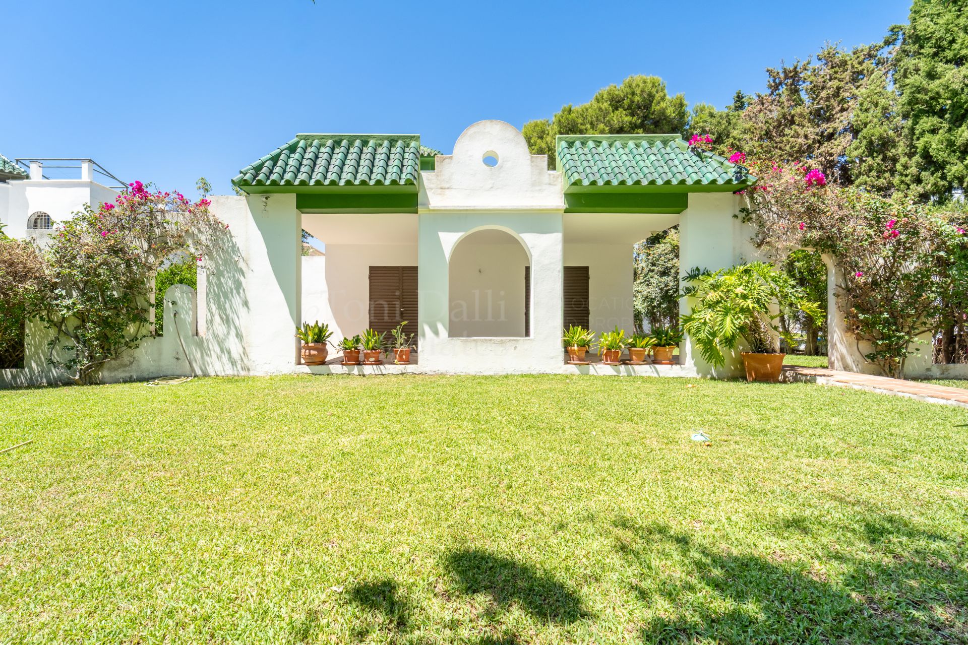 Villa in Artola, Marbella