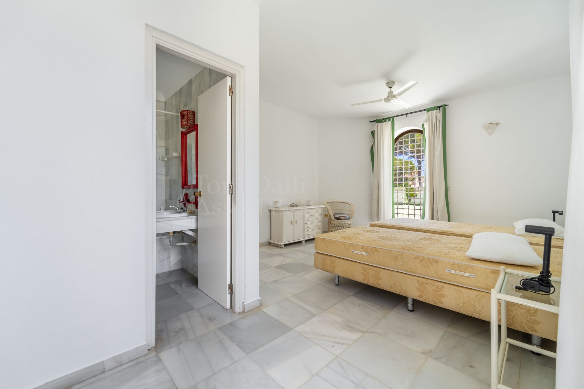 Villa in Artola, Marbella