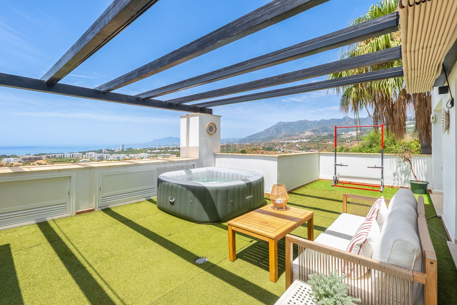 Duplex Penthouse in Santa Clara, Marbella