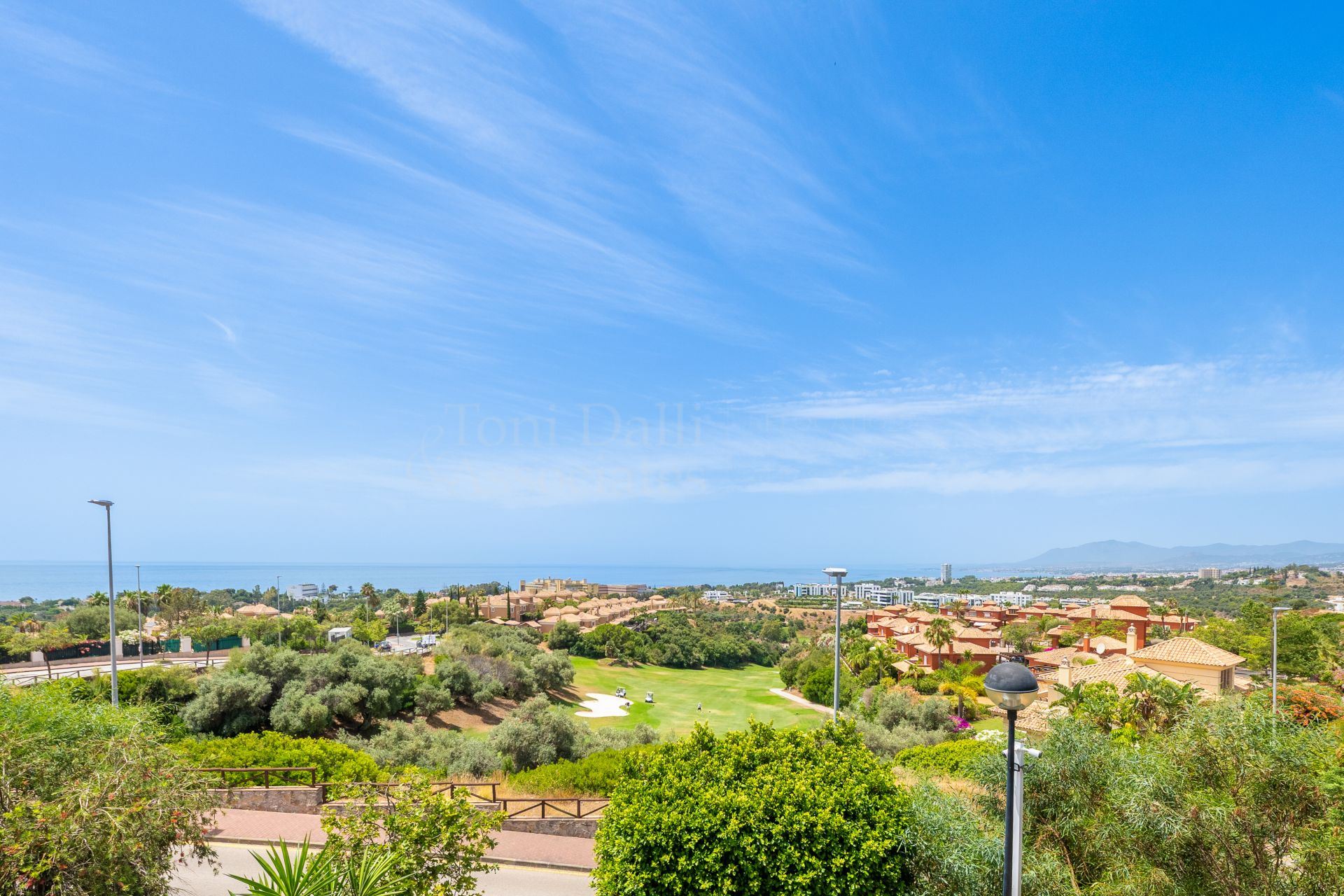Duplex Penthouse in Santa Clara, Marbella