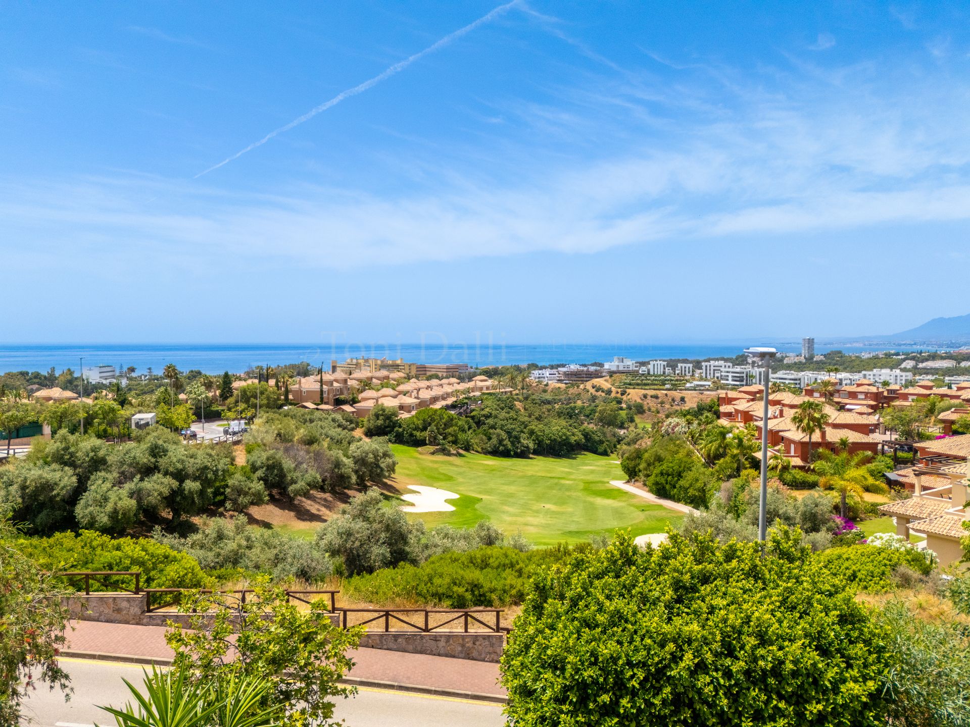 Duplex Penthouse in Santa Clara, Marbella