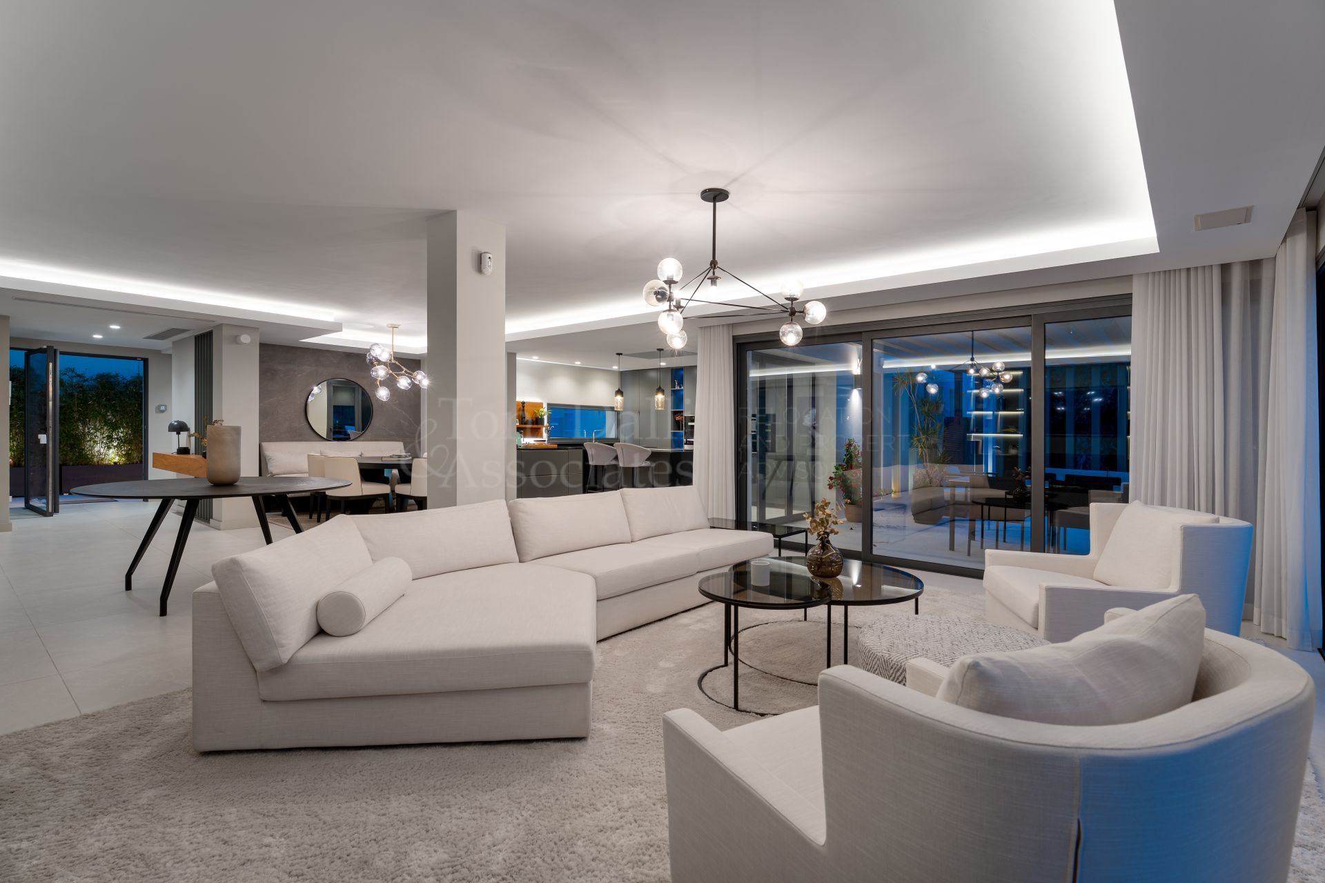 Villa in Las Brisas, Marbella