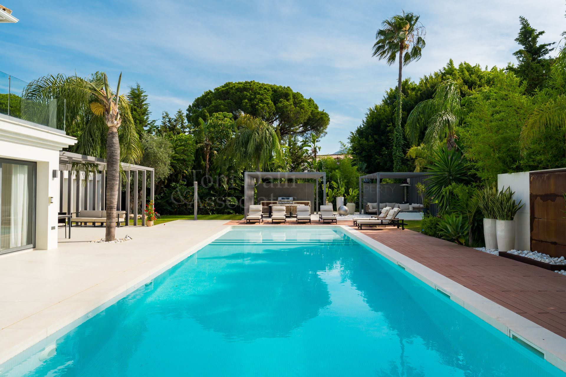 Villa in Las Brisas, Marbella