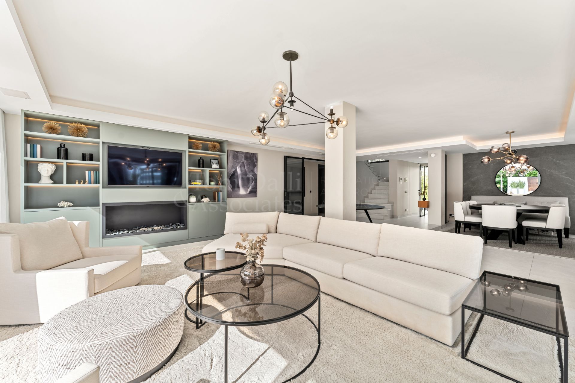 Villa in Las Brisas, Marbella