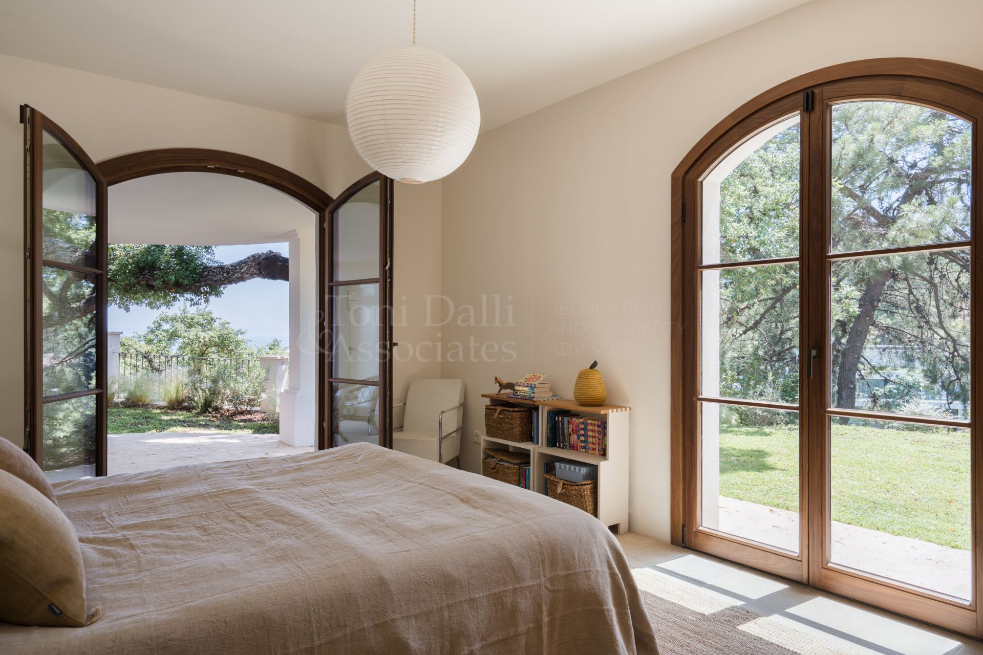 Villa in El Madroñal, Benahavis