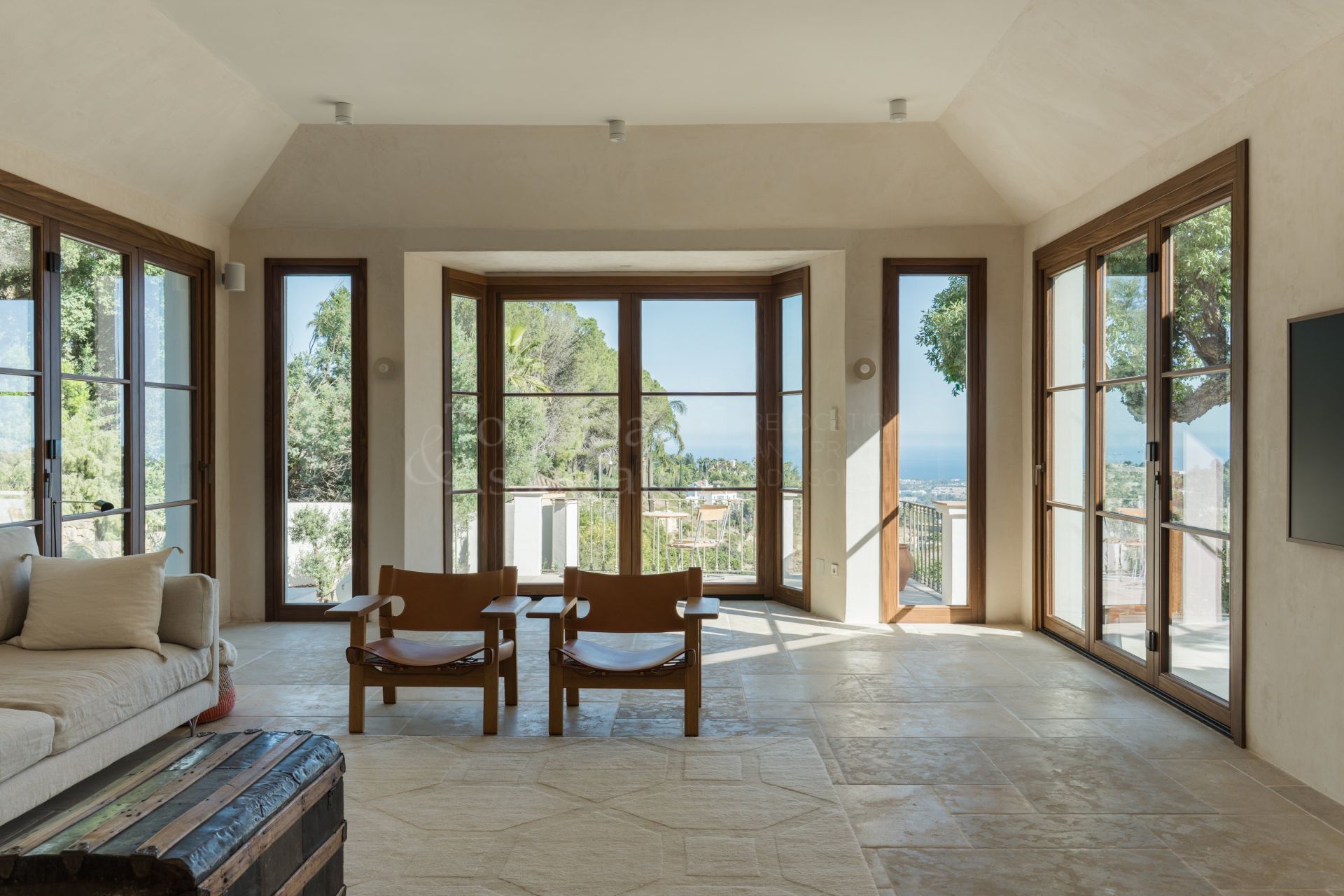 Villa in El Madroñal, Benahavis