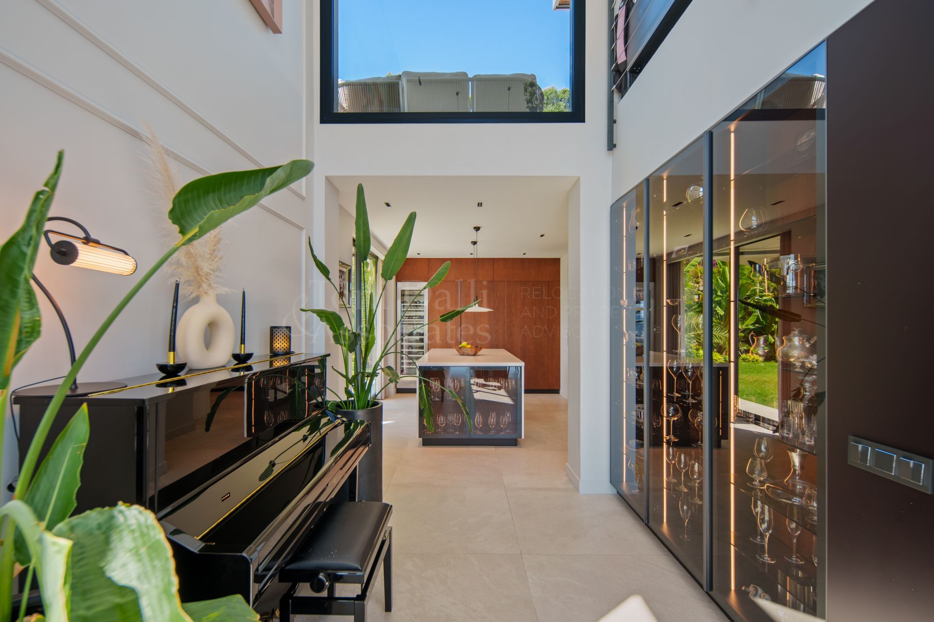 Villa in La Mairena, Marbella