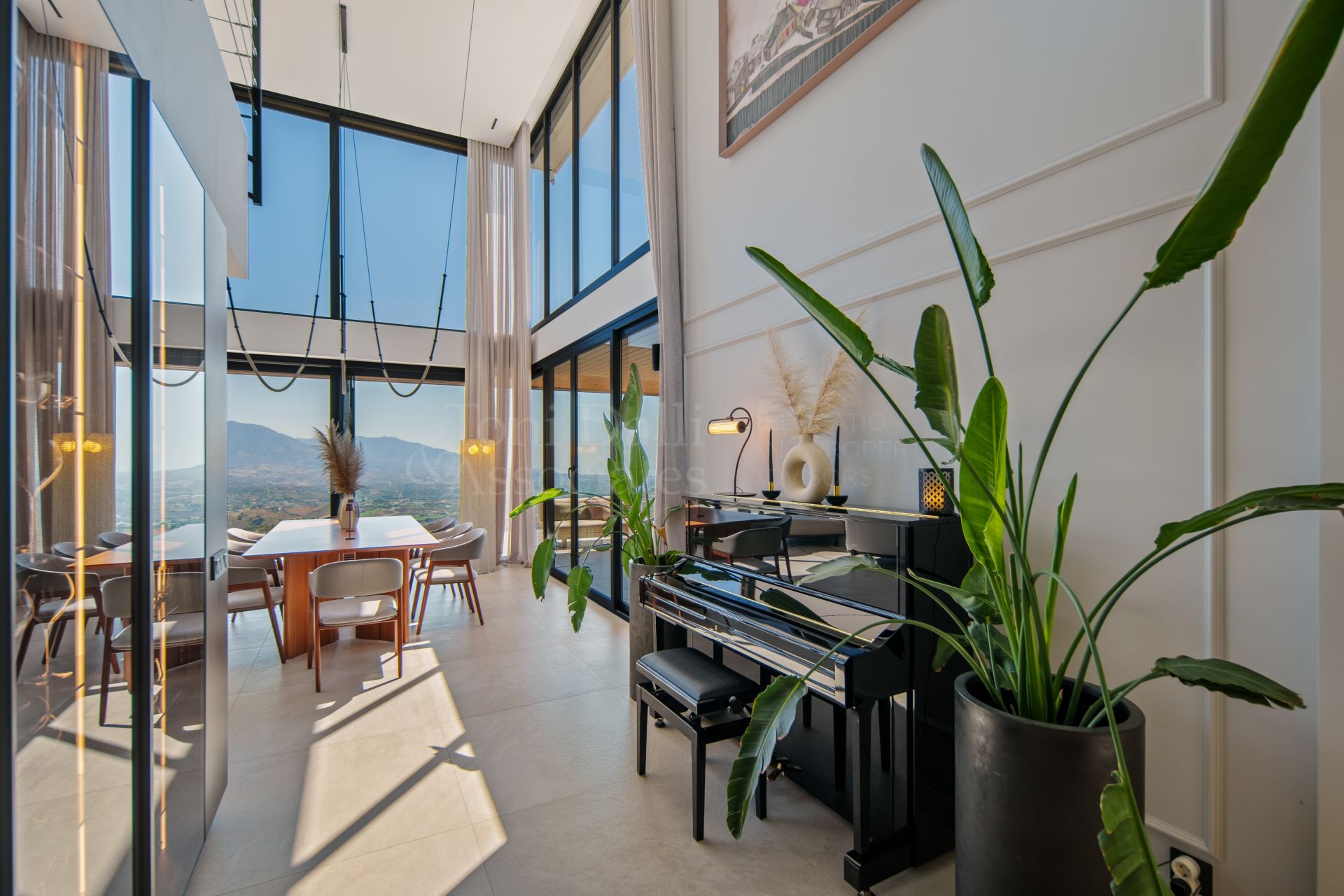 Villa in La Mairena, Marbella