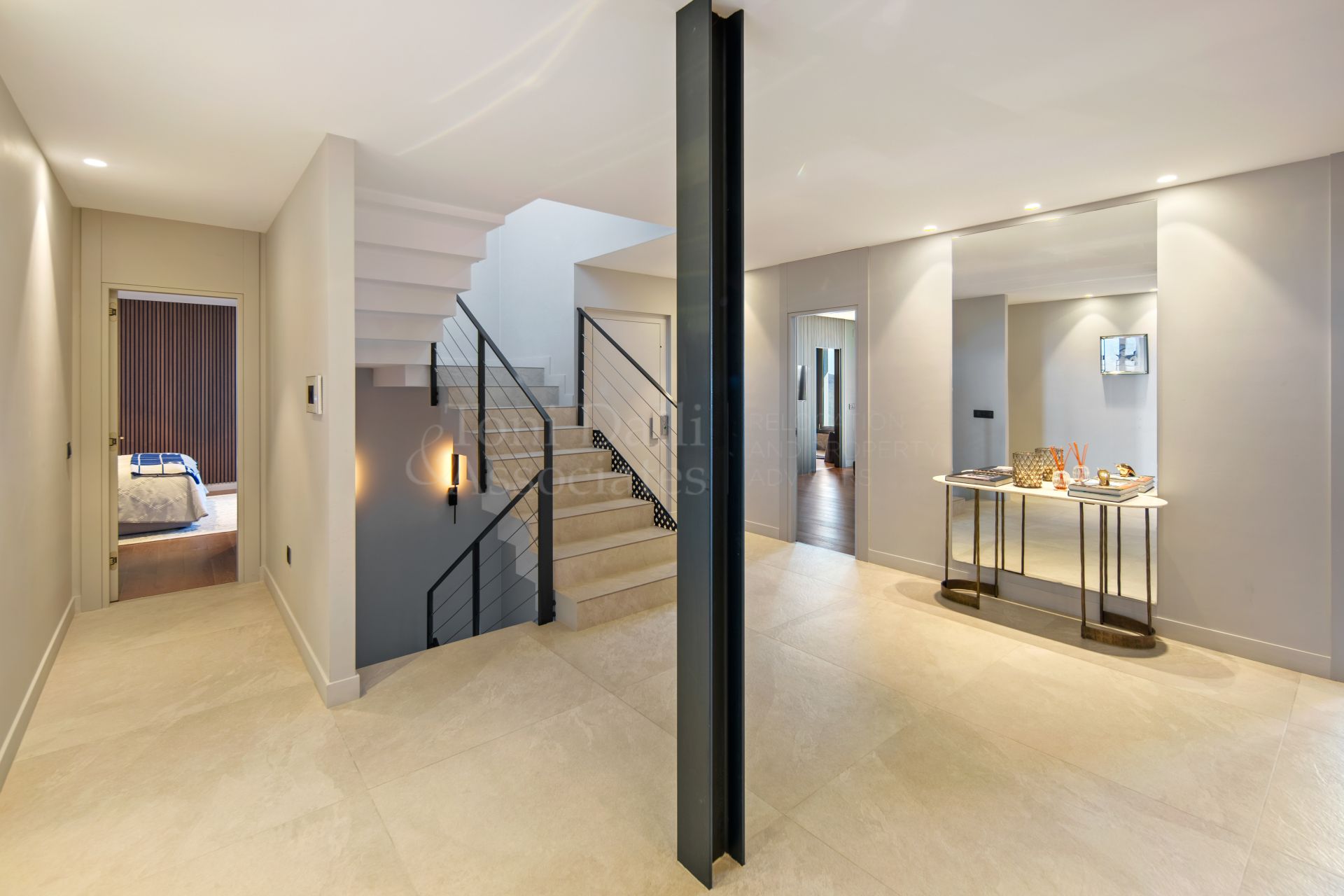 Villa in La Mairena, Marbella