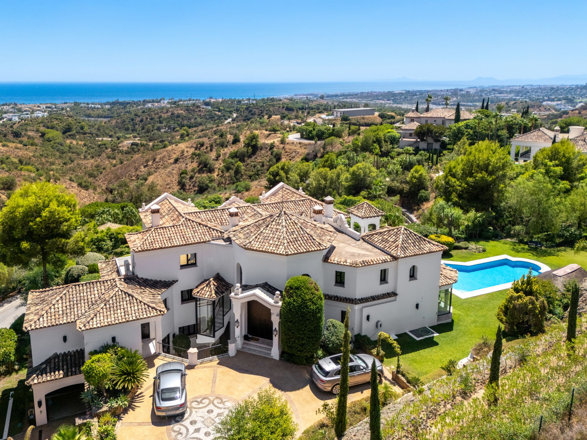 Villa in Marbella Hill Club, Marbella