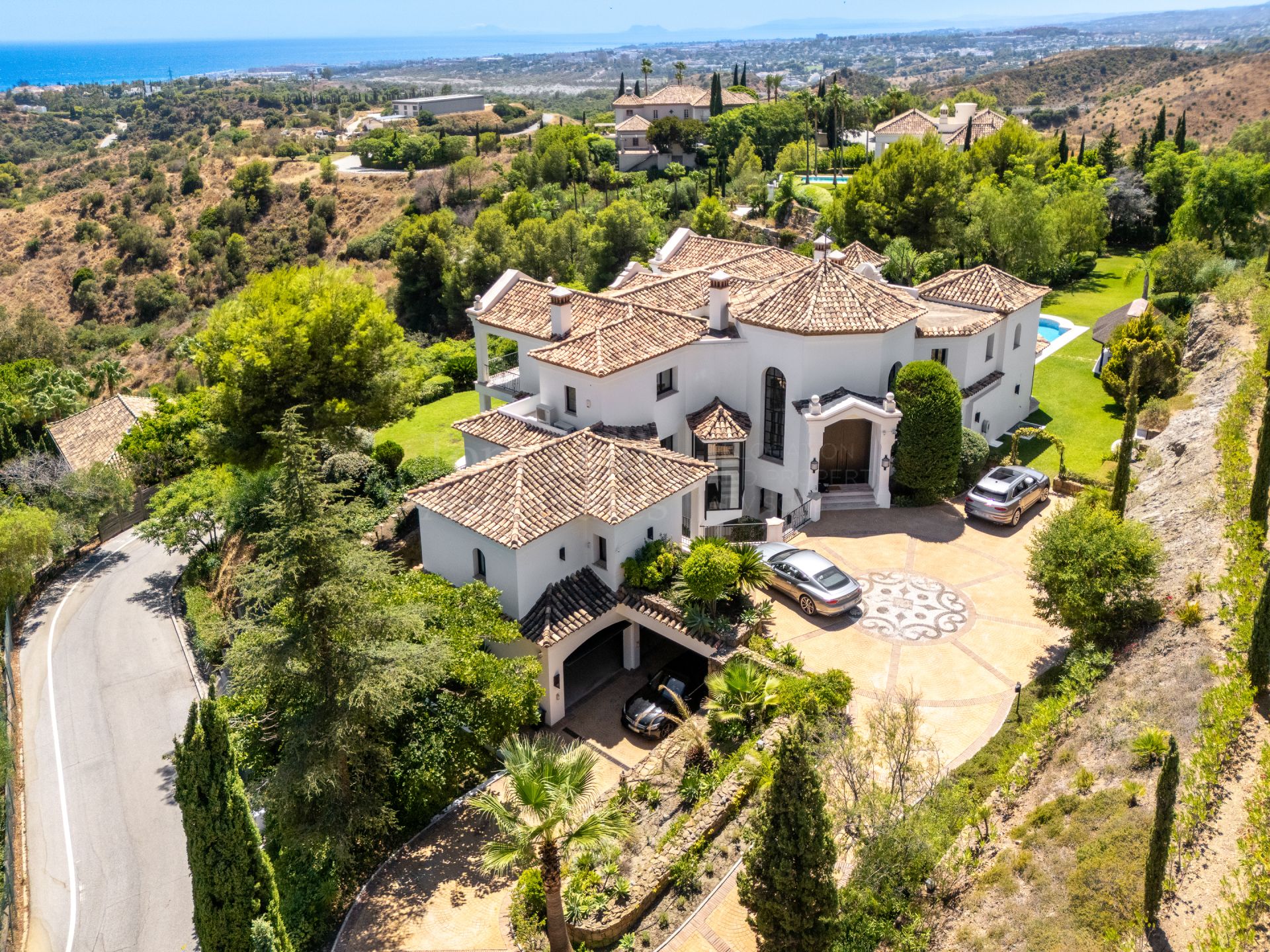 Villa in Marbella Hill Club, Marbella