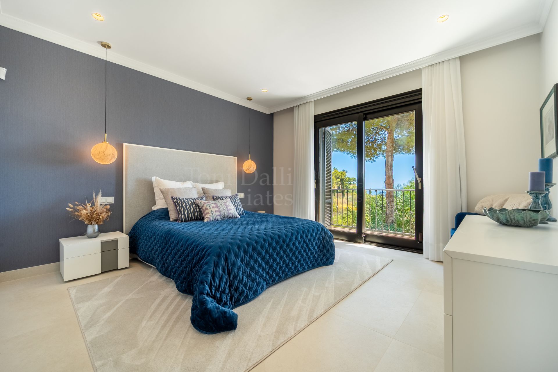 Villa in Marbella Hill Club, Marbella