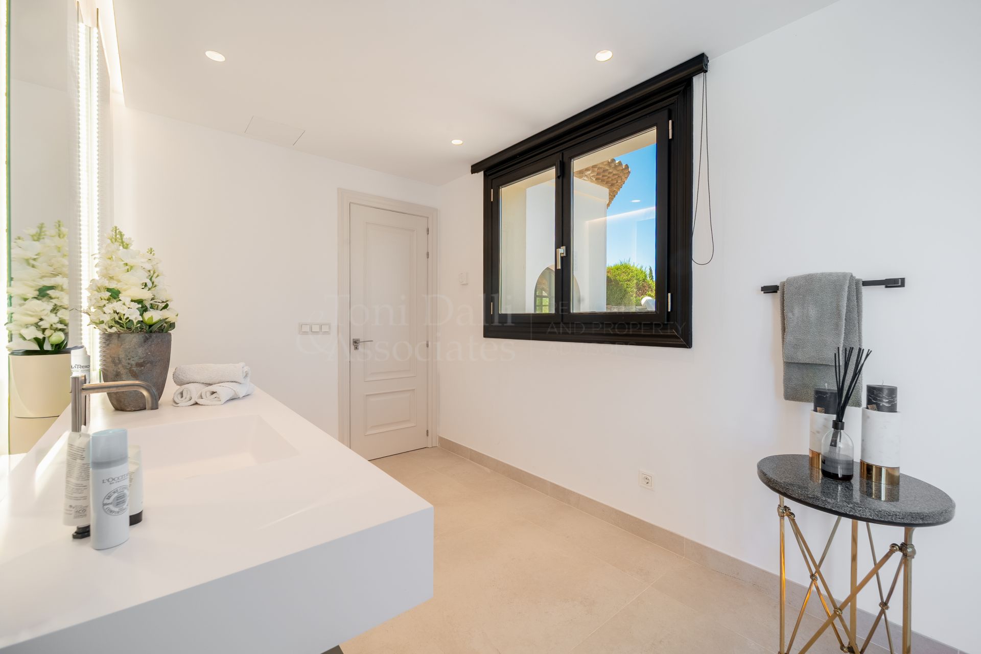 Villa in Marbella Hill Club, Marbella