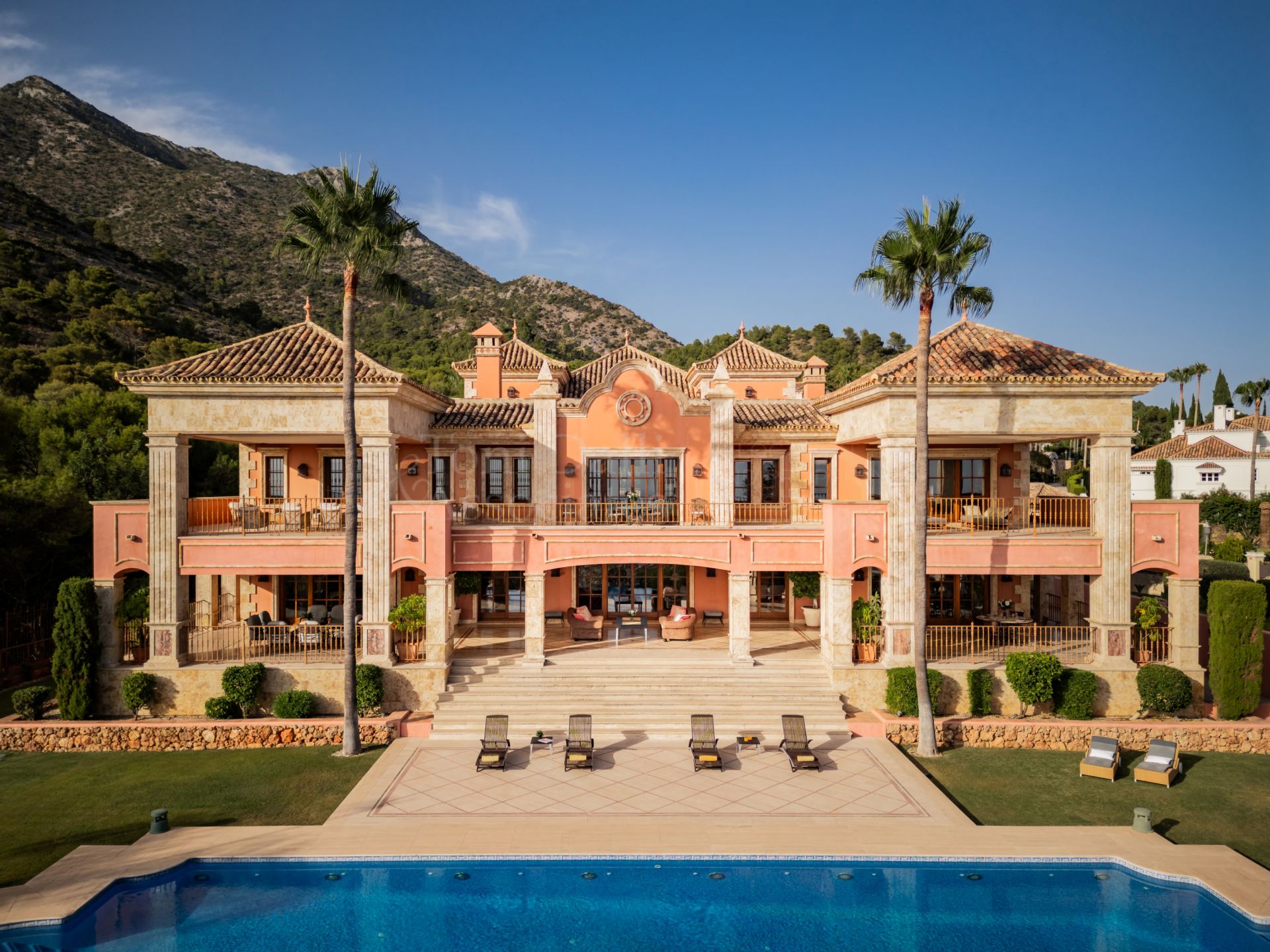 Villa in Sierra Blanca, Marbella