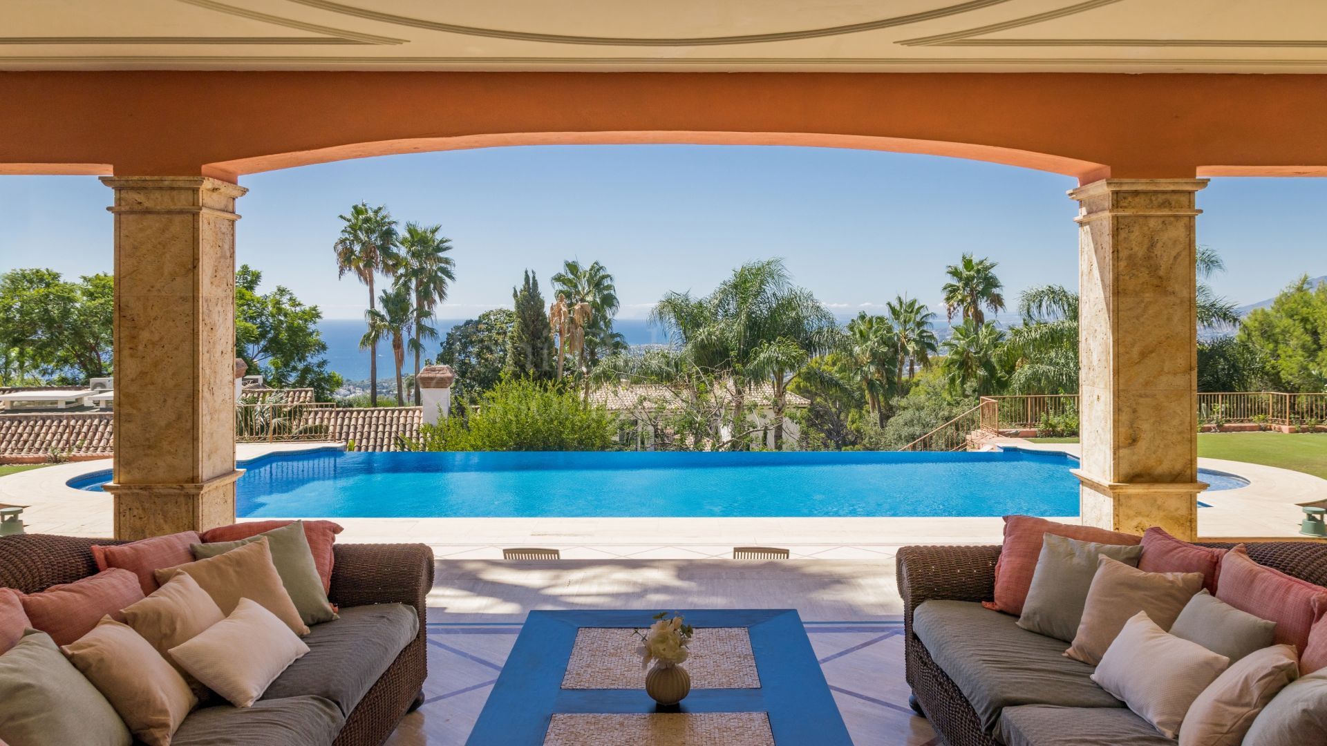 Villa in Sierra Blanca, Marbella