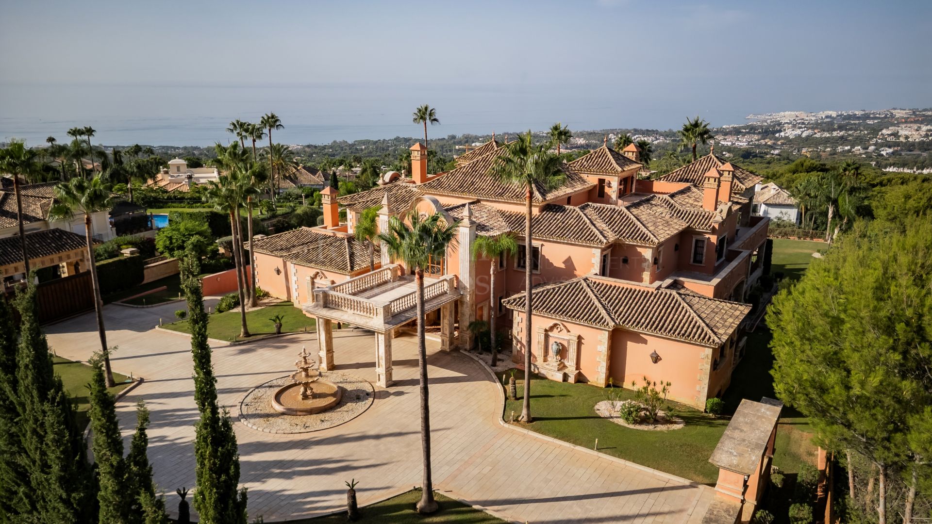 Villa in Sierra Blanca, Marbella
