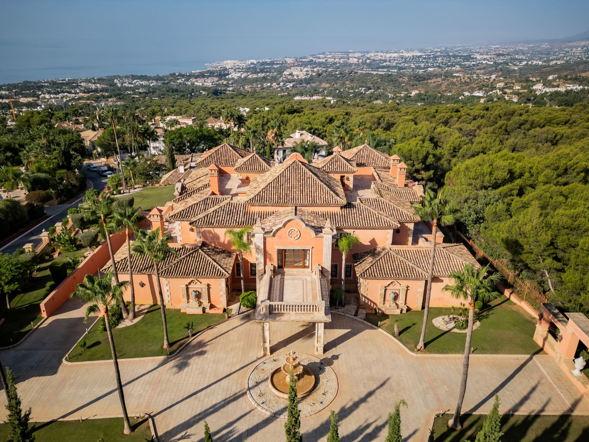 Villa in Sierra Blanca, Marbella