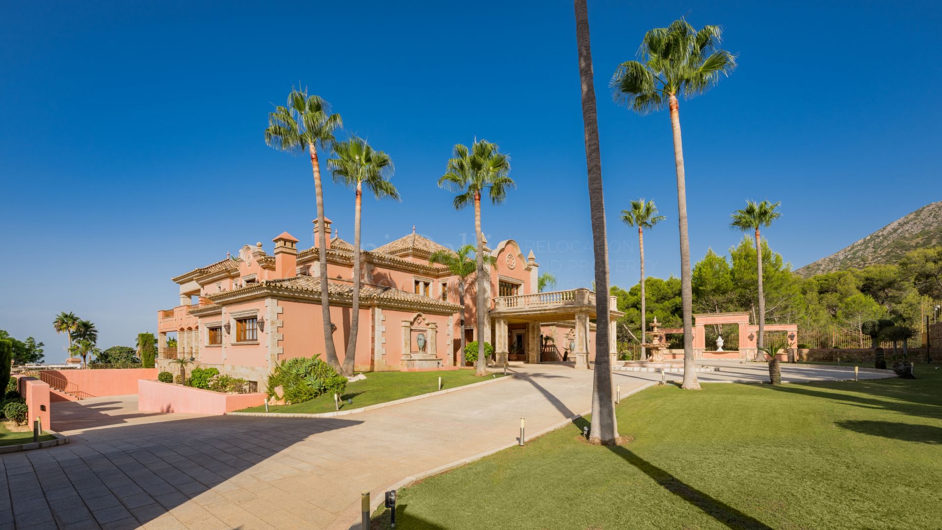 Villa in Sierra Blanca, Marbella