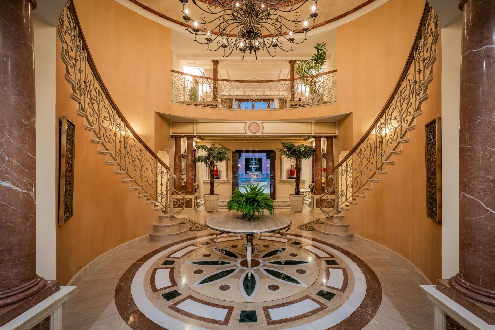 Villa in Sierra Blanca, Marbella