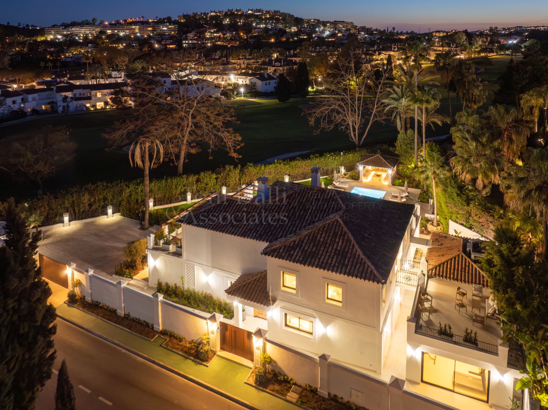 Villa in Nueva Andalucia, Marbella
