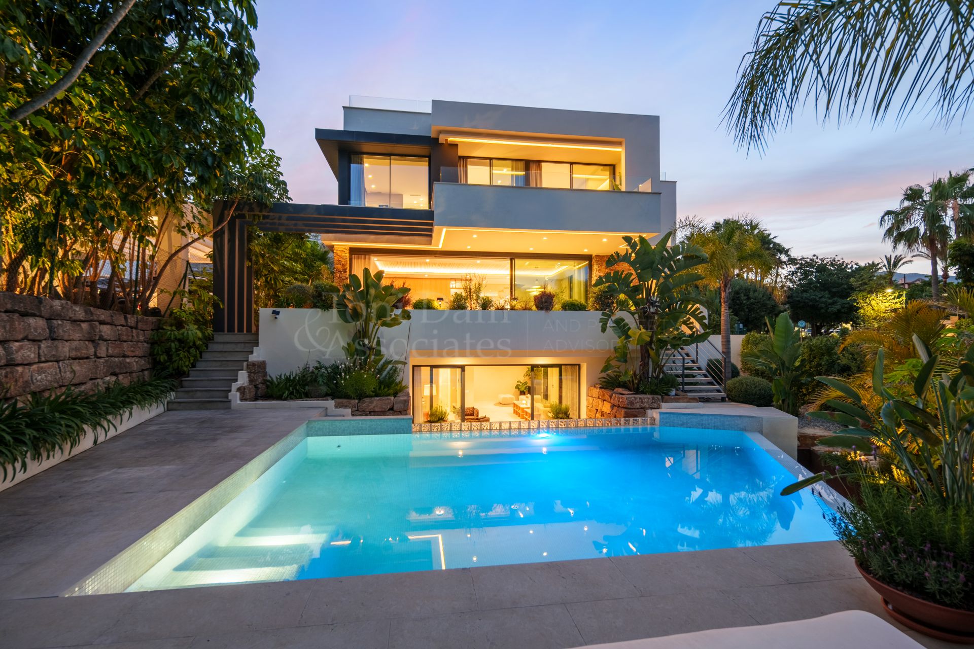 Villa in Belfry, Estepona
