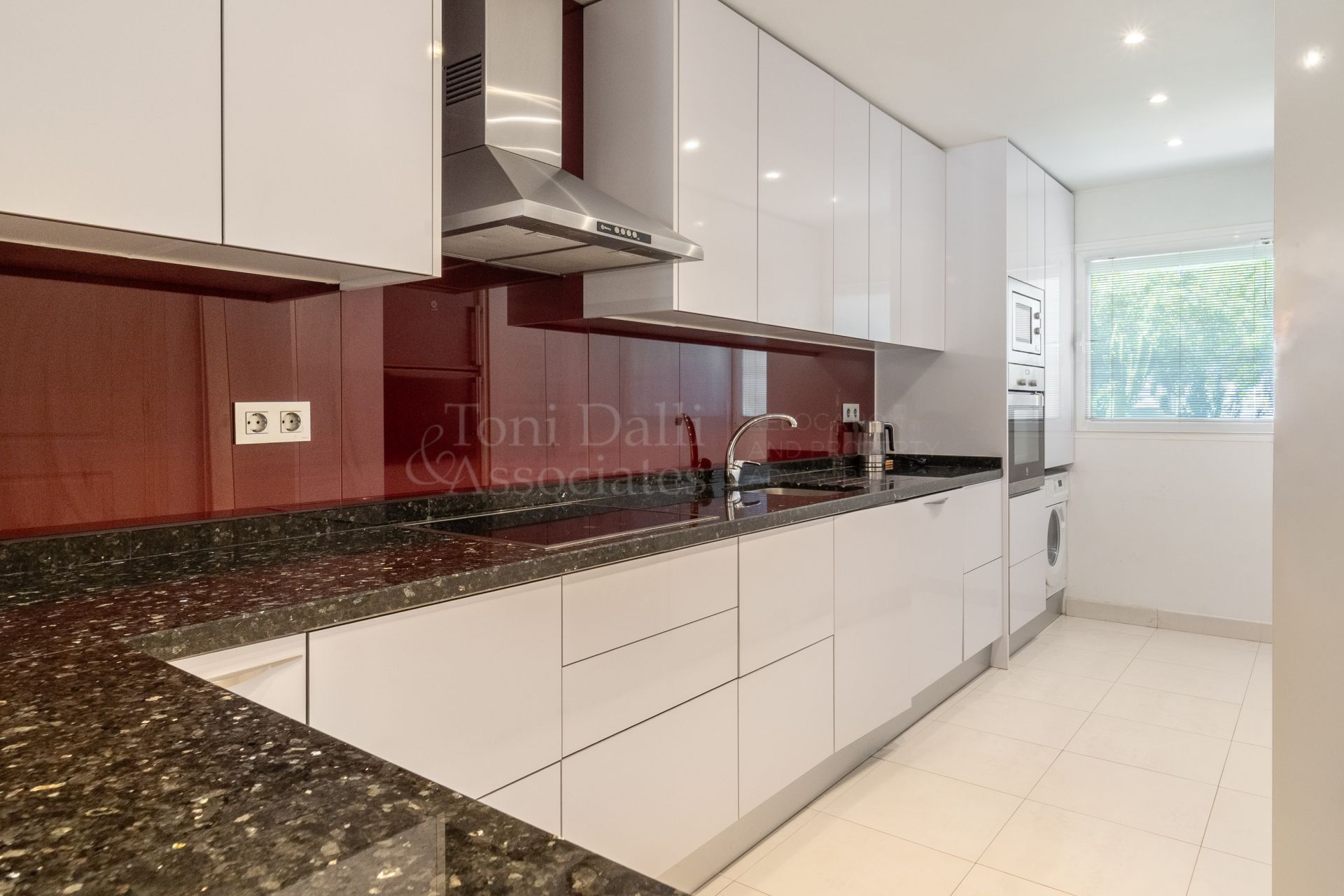 Apartment in El Alfar, Marbella