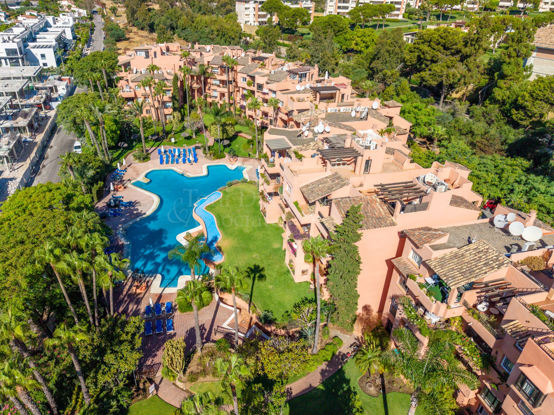 Apartment in Oasis de Marbella, Marbella