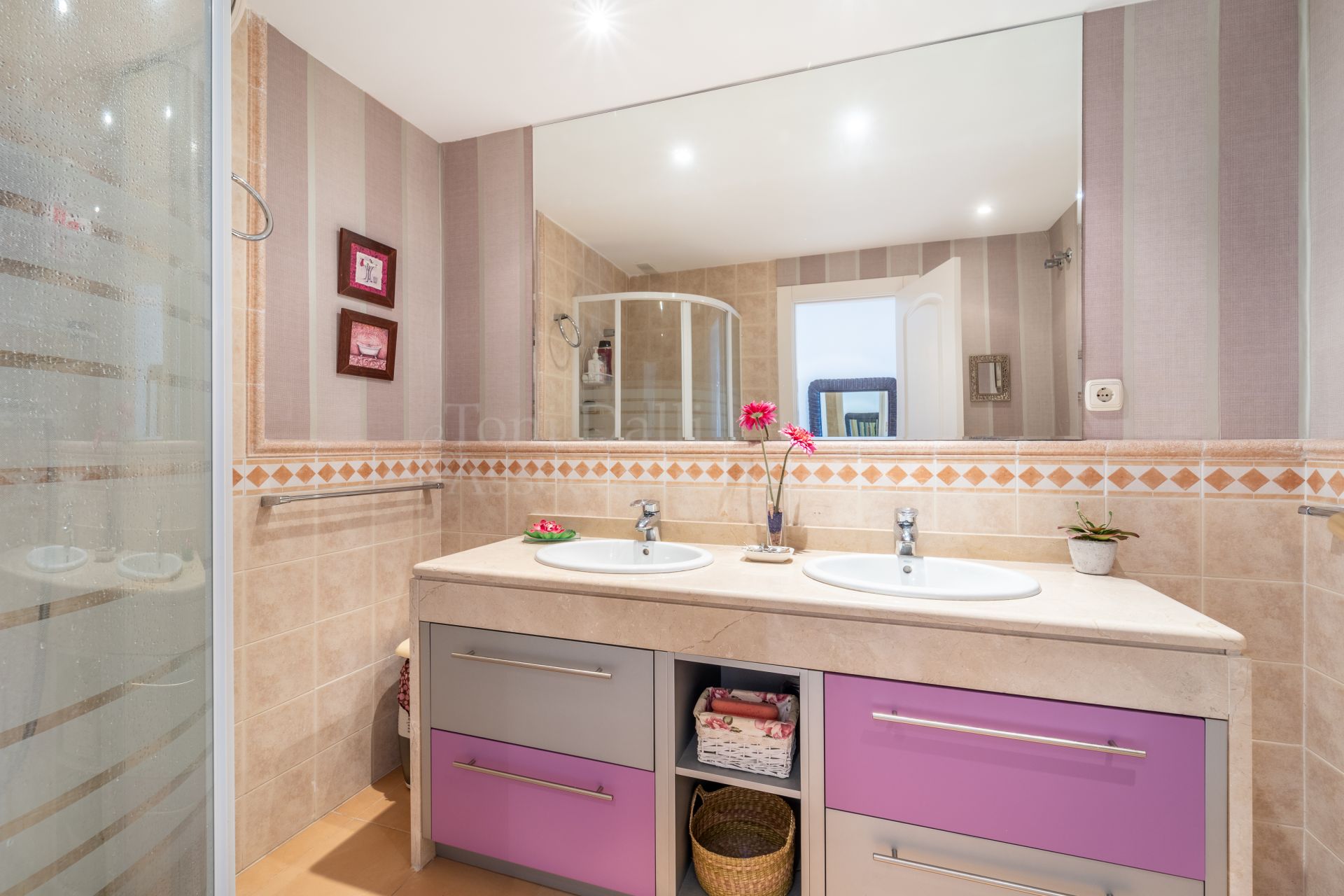 Apartment in Oasis de Marbella, Marbella