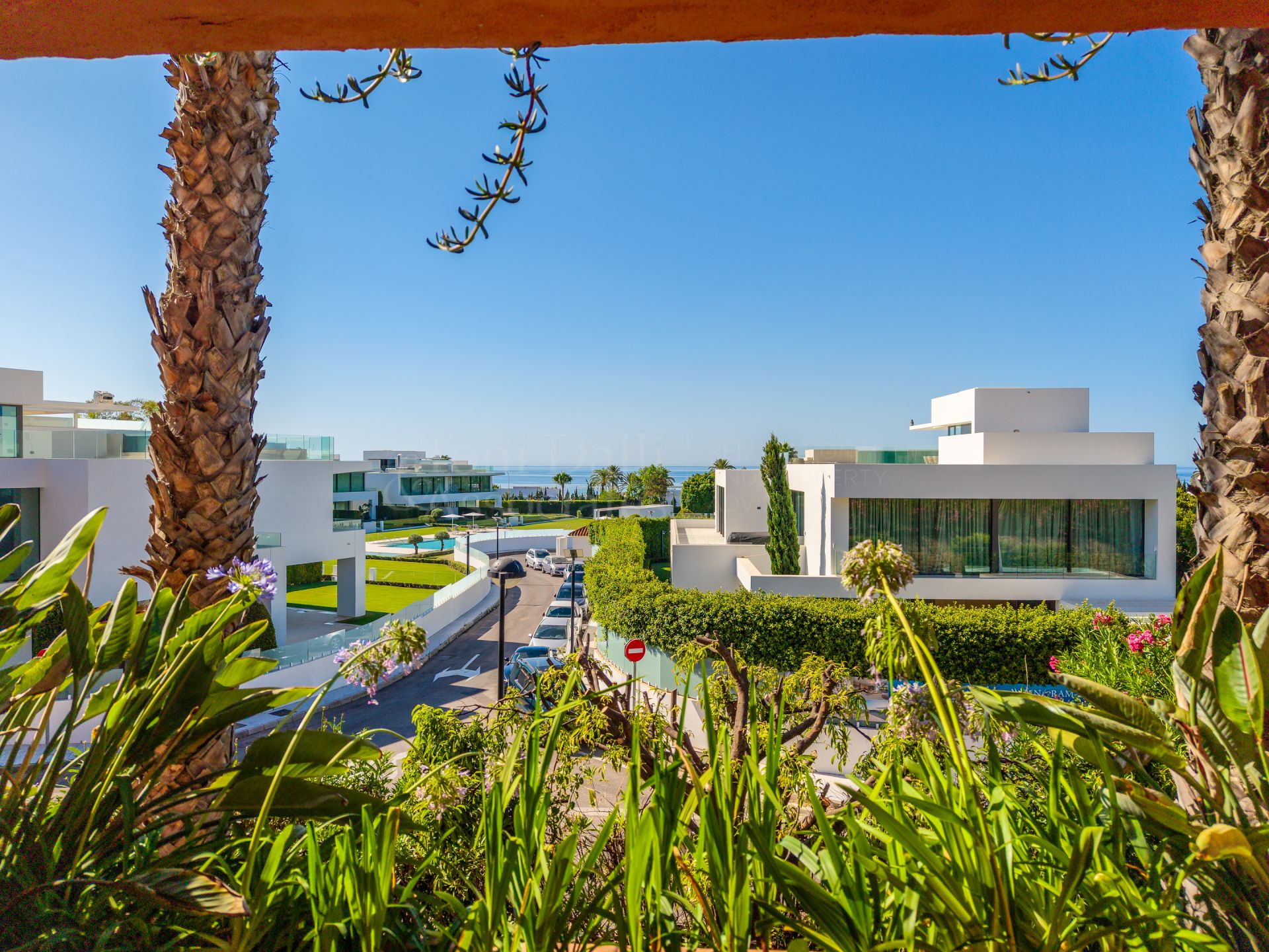 Apartment in Oasis de Marbella, Marbella