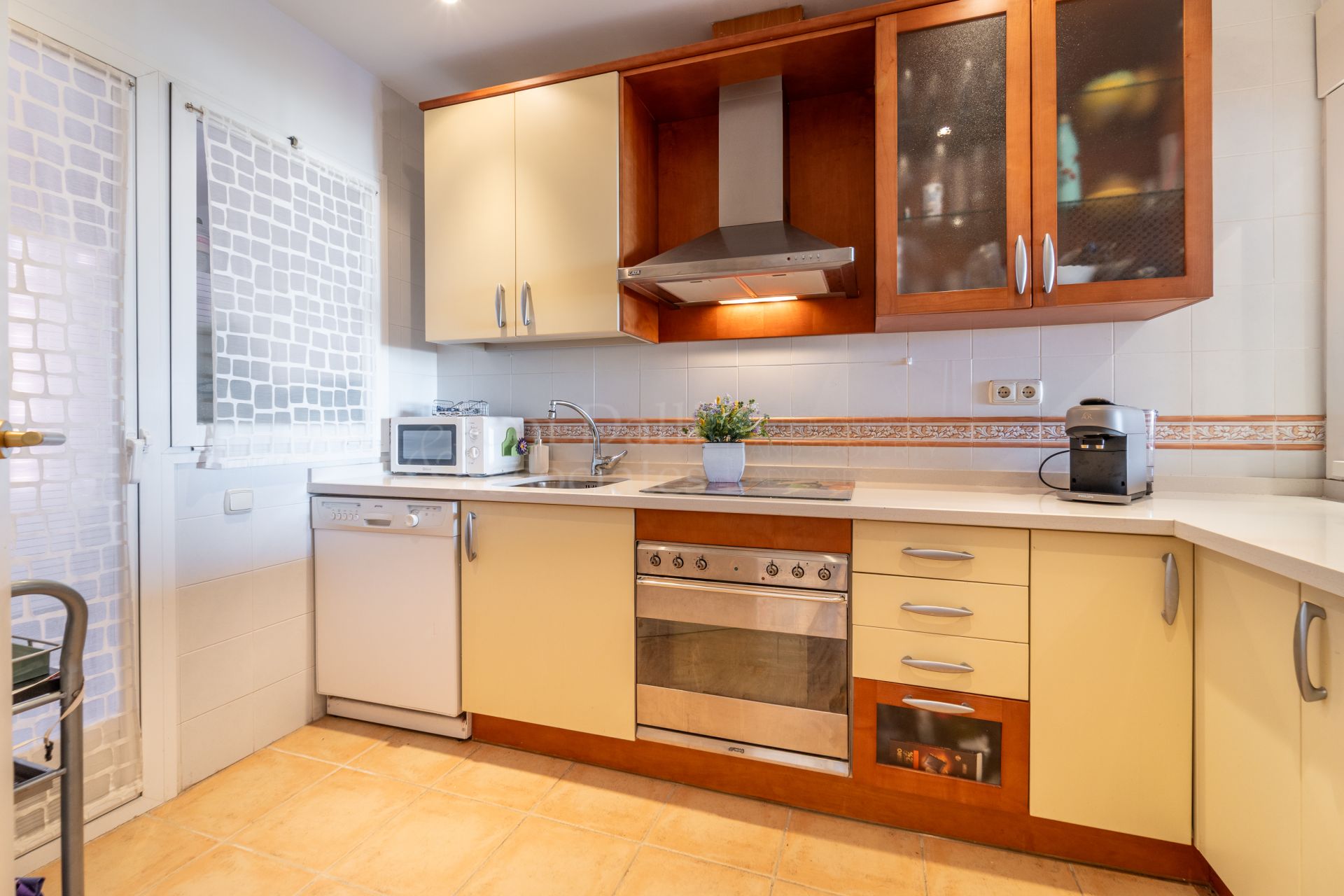 Apartment in Oasis de Marbella, Marbella