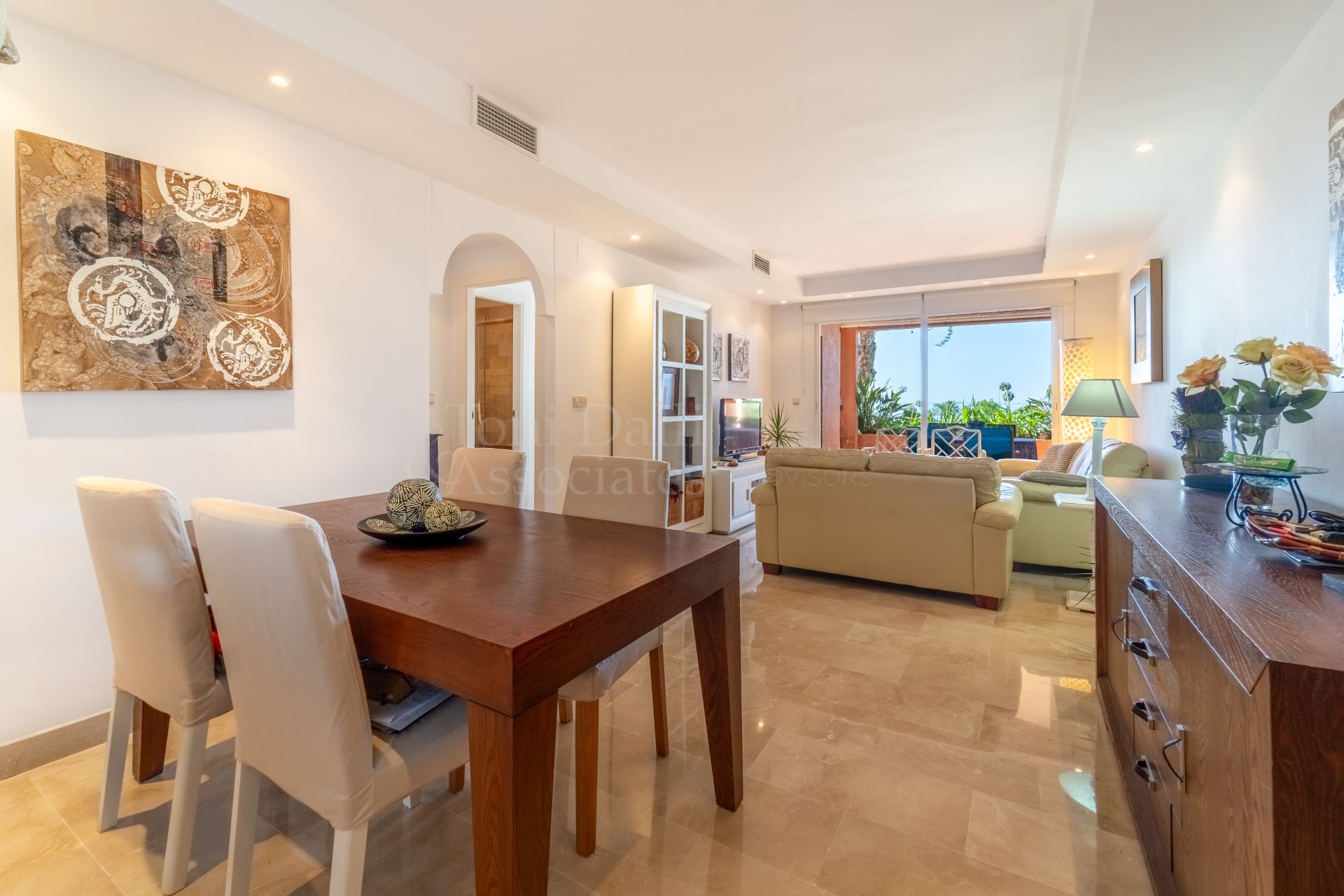 Apartment in Oasis de Marbella, Marbella