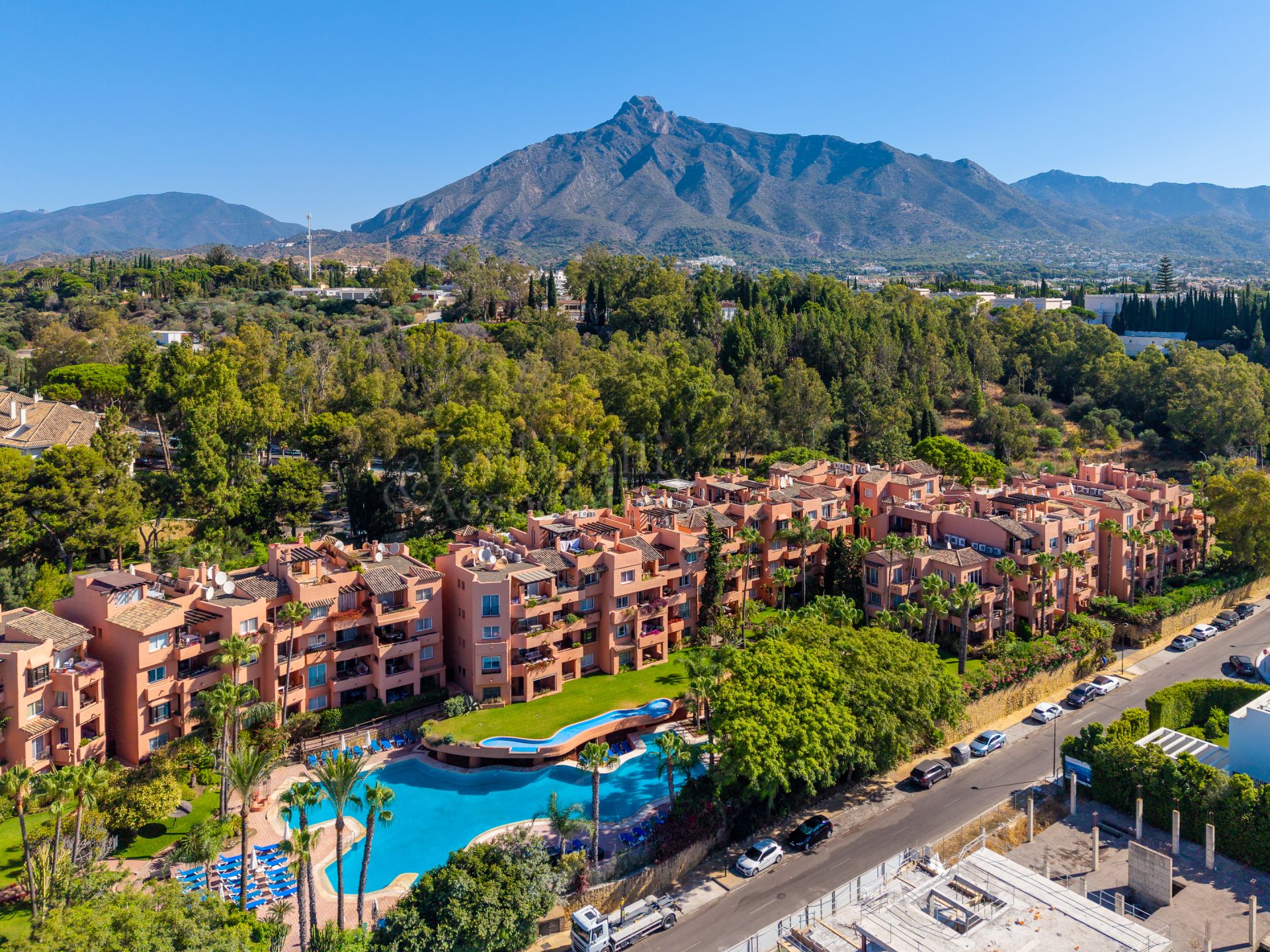 Apartment in Oasis de Marbella, Marbella