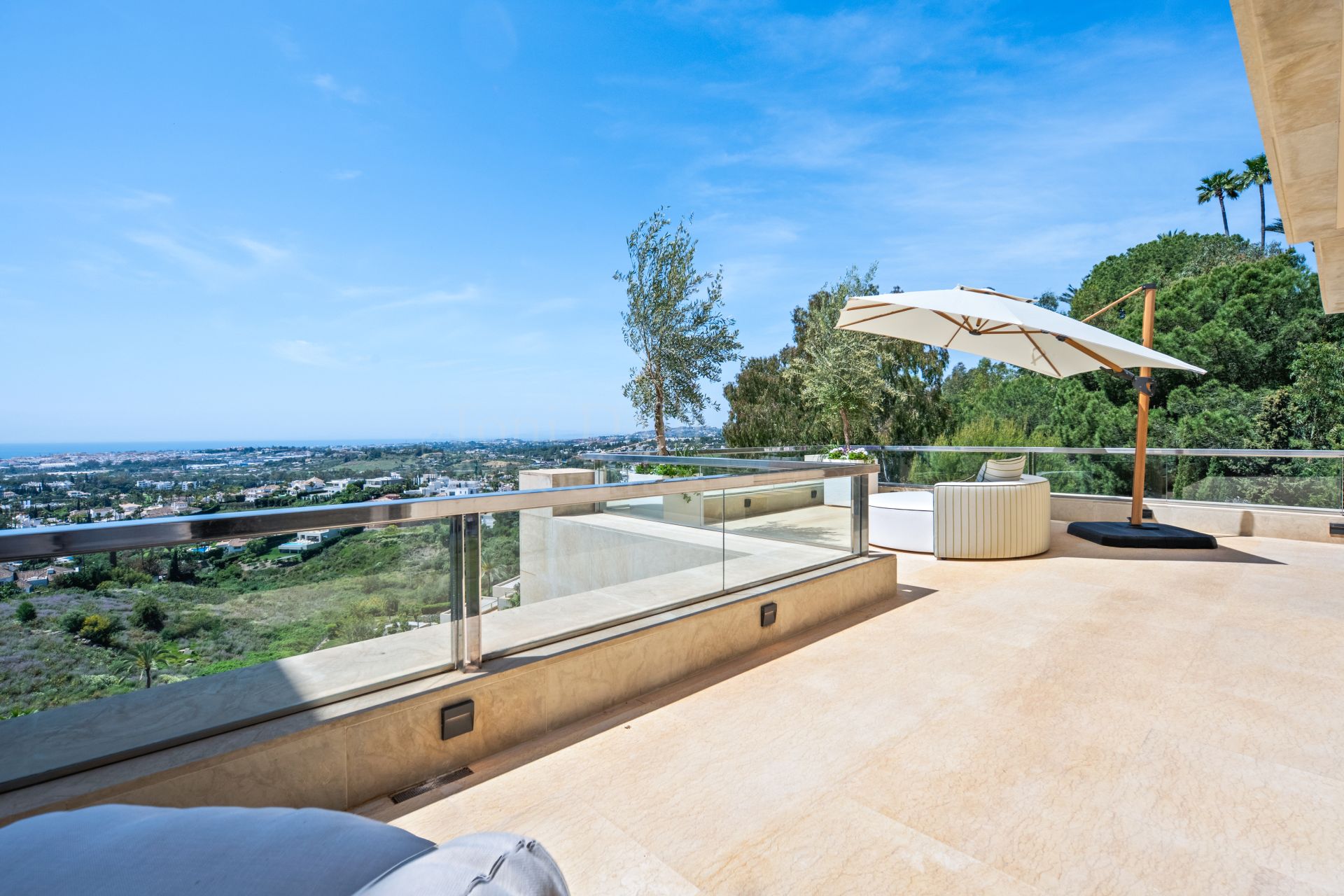 Duplex Penthouse in Nueva Andalucia, Marbella