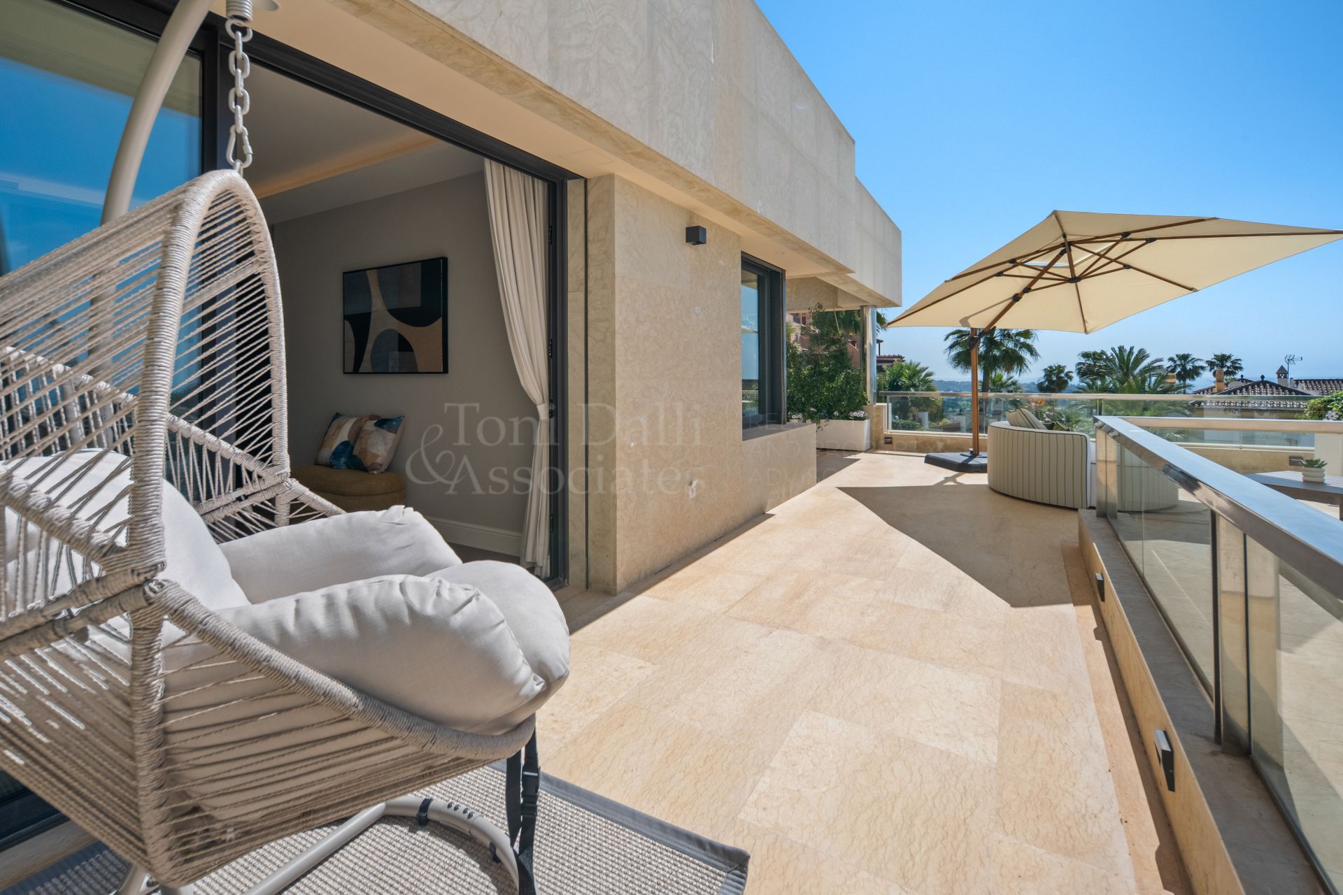 Duplex Penthouse in Nueva Andalucia, Marbella
