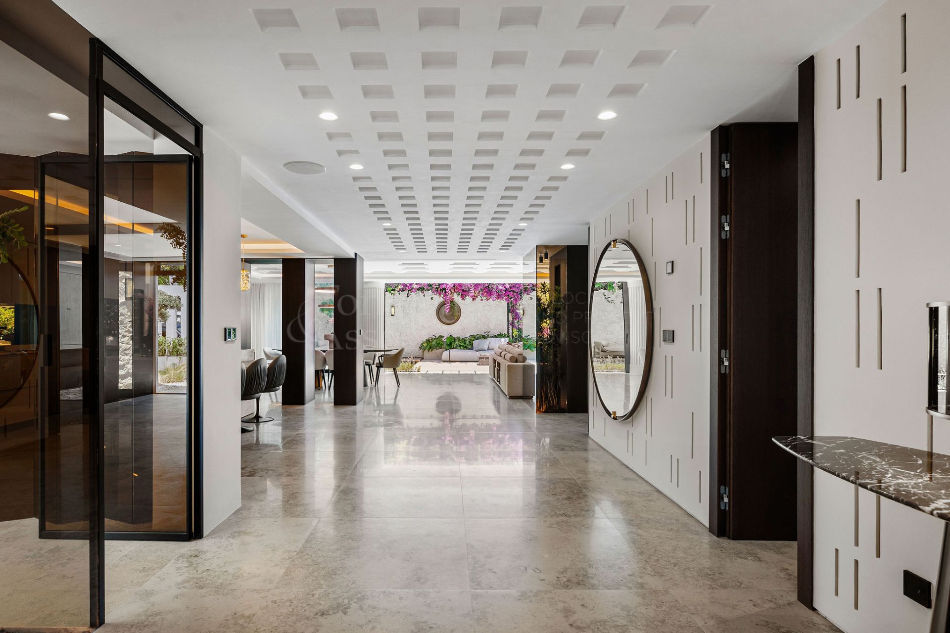 Villa in Marina Puente Romano, Marbella