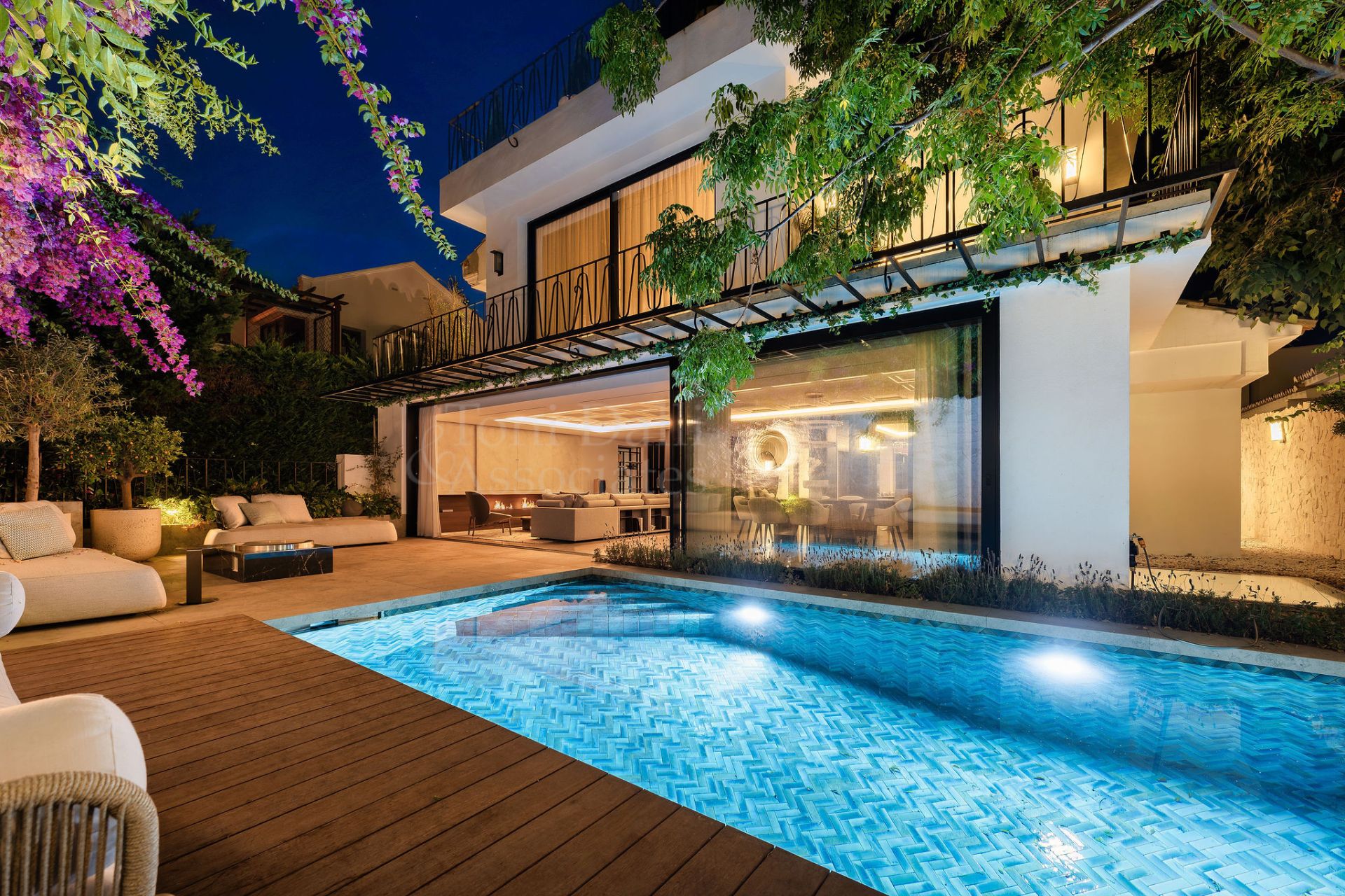 Villa in Marina Puente Romano, Marbella
