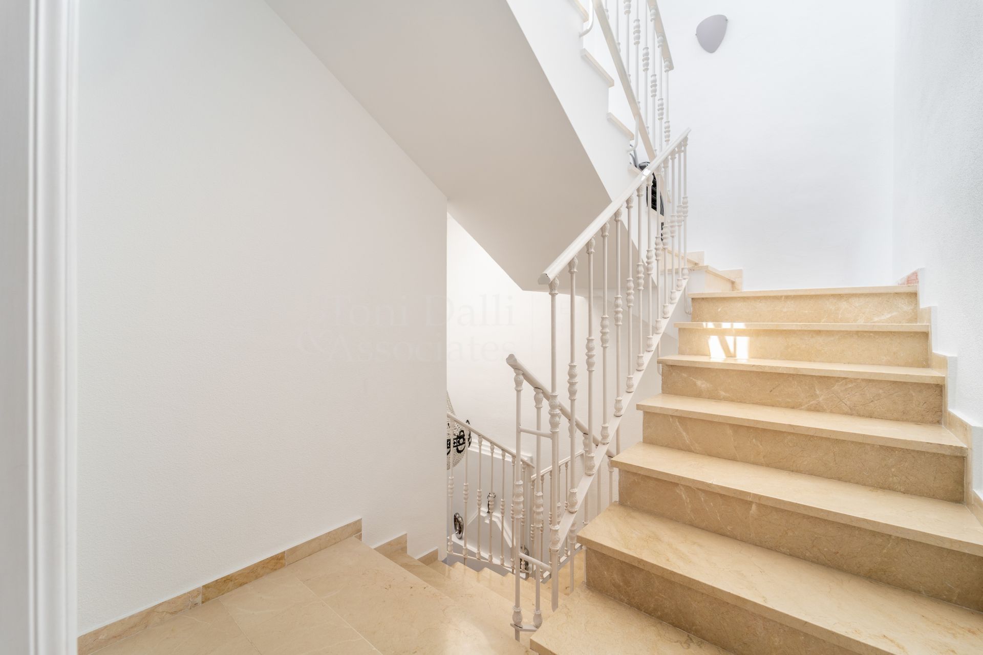 Town House in Dominion Beach, Estepona
