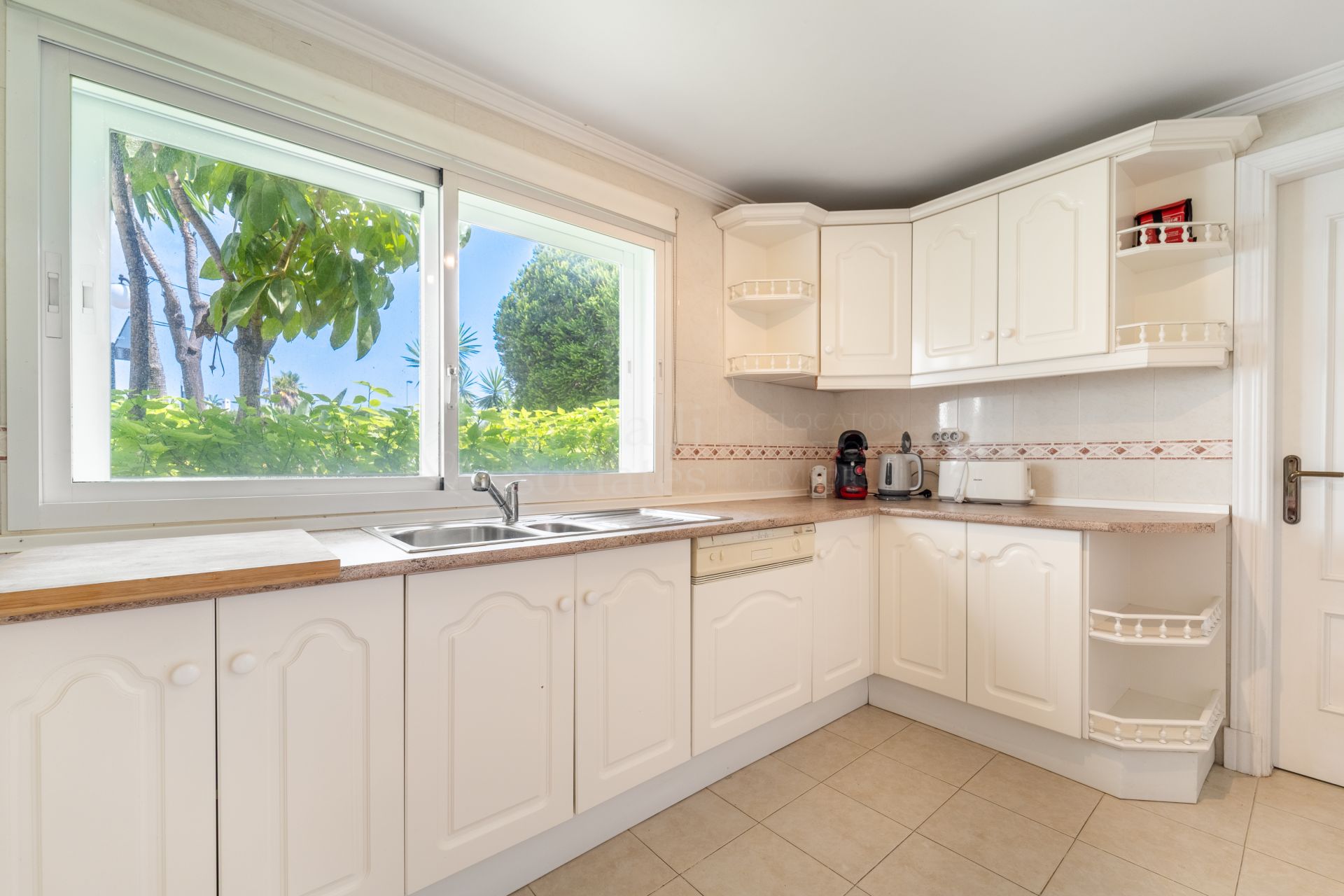 Town House in Dominion Beach, Estepona