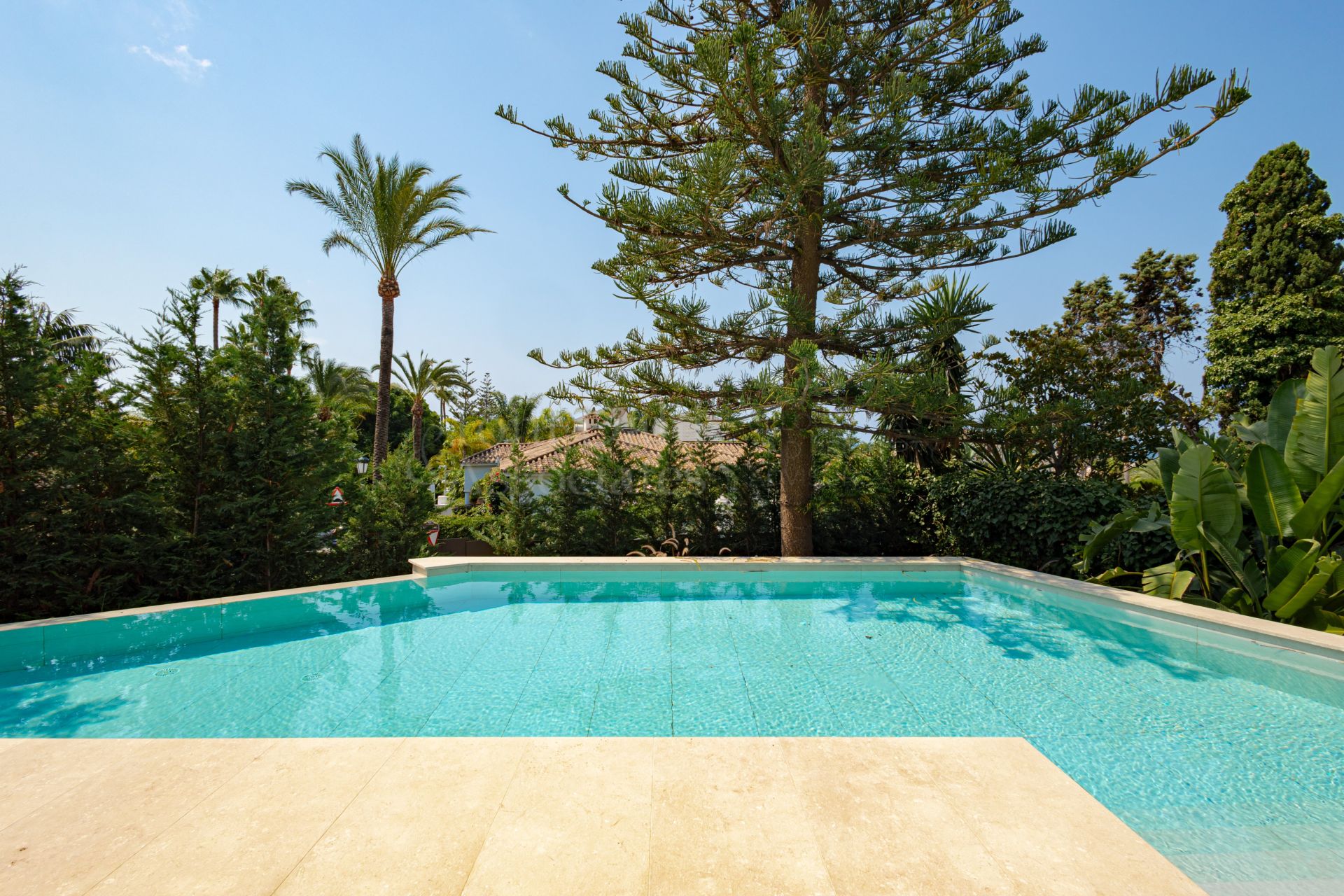 Villa in Los Monteros, Marbella
