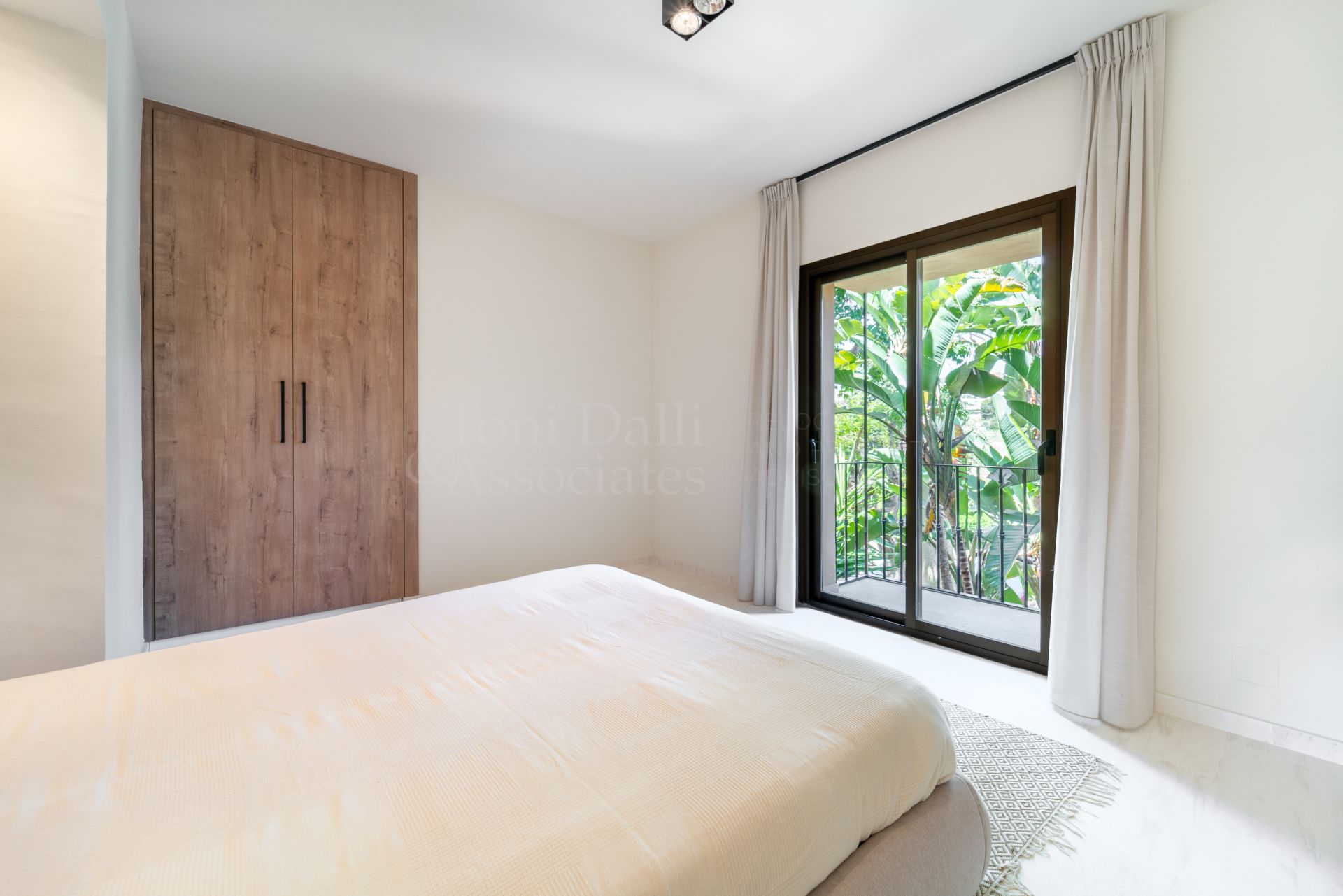 Duplex Penthouse in La Cartuja del Golf, Estepona