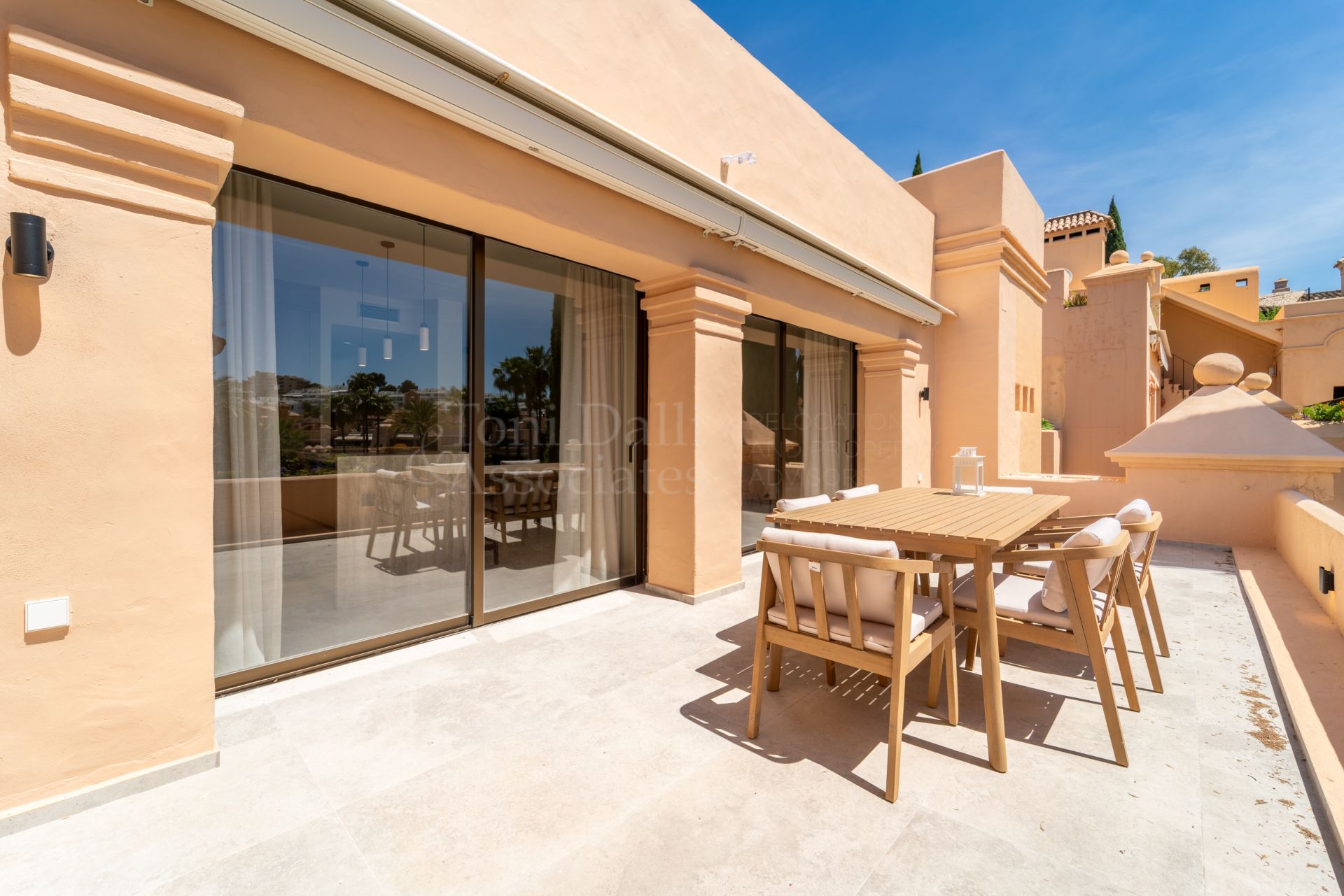 Duplex Penthouse in La Cartuja del Golf, Estepona