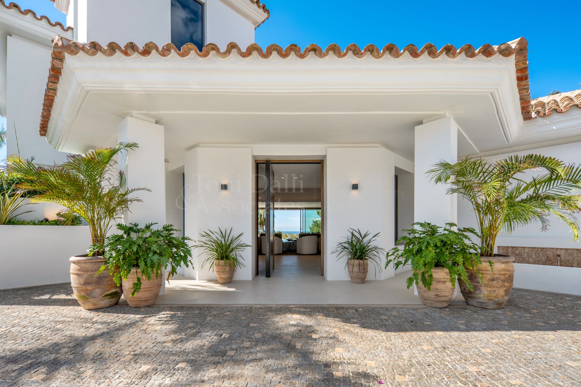 Villa in El Herrojo, Benahavis