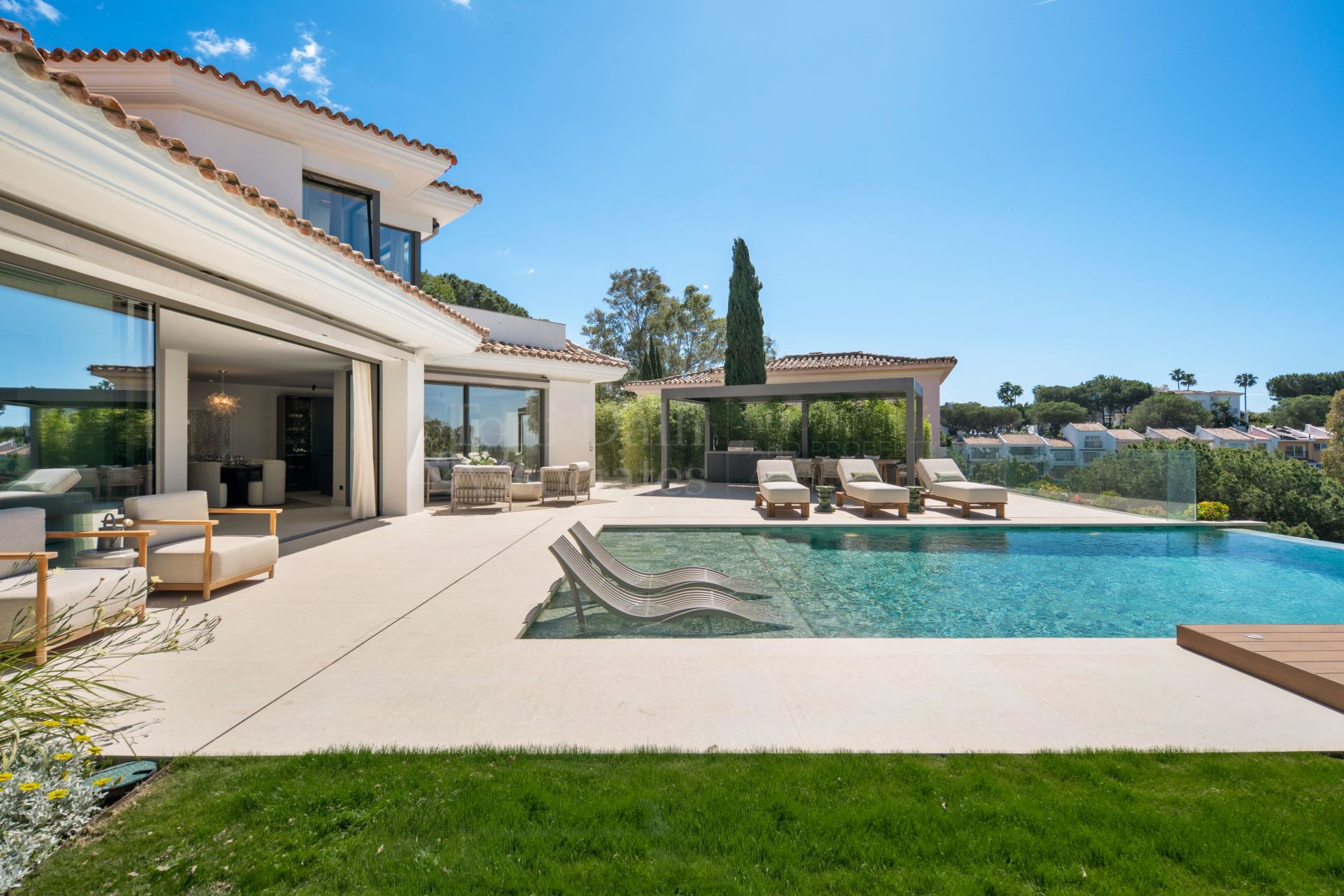 Villa in El Herrojo, Benahavis